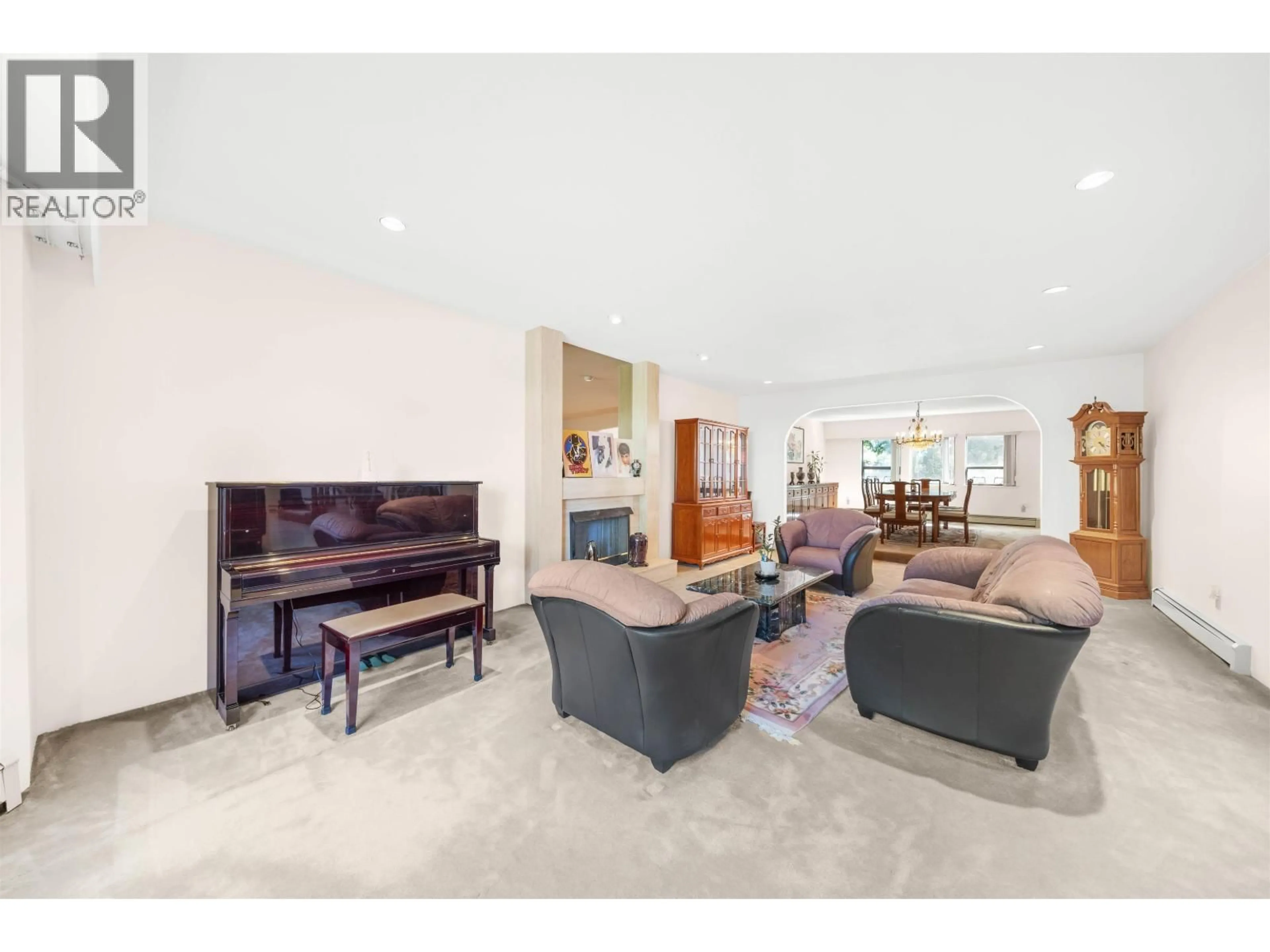 Living room with furniture, unknown for 6668 SELKIRK STREET, Vancouver British Columbia V6P4G8