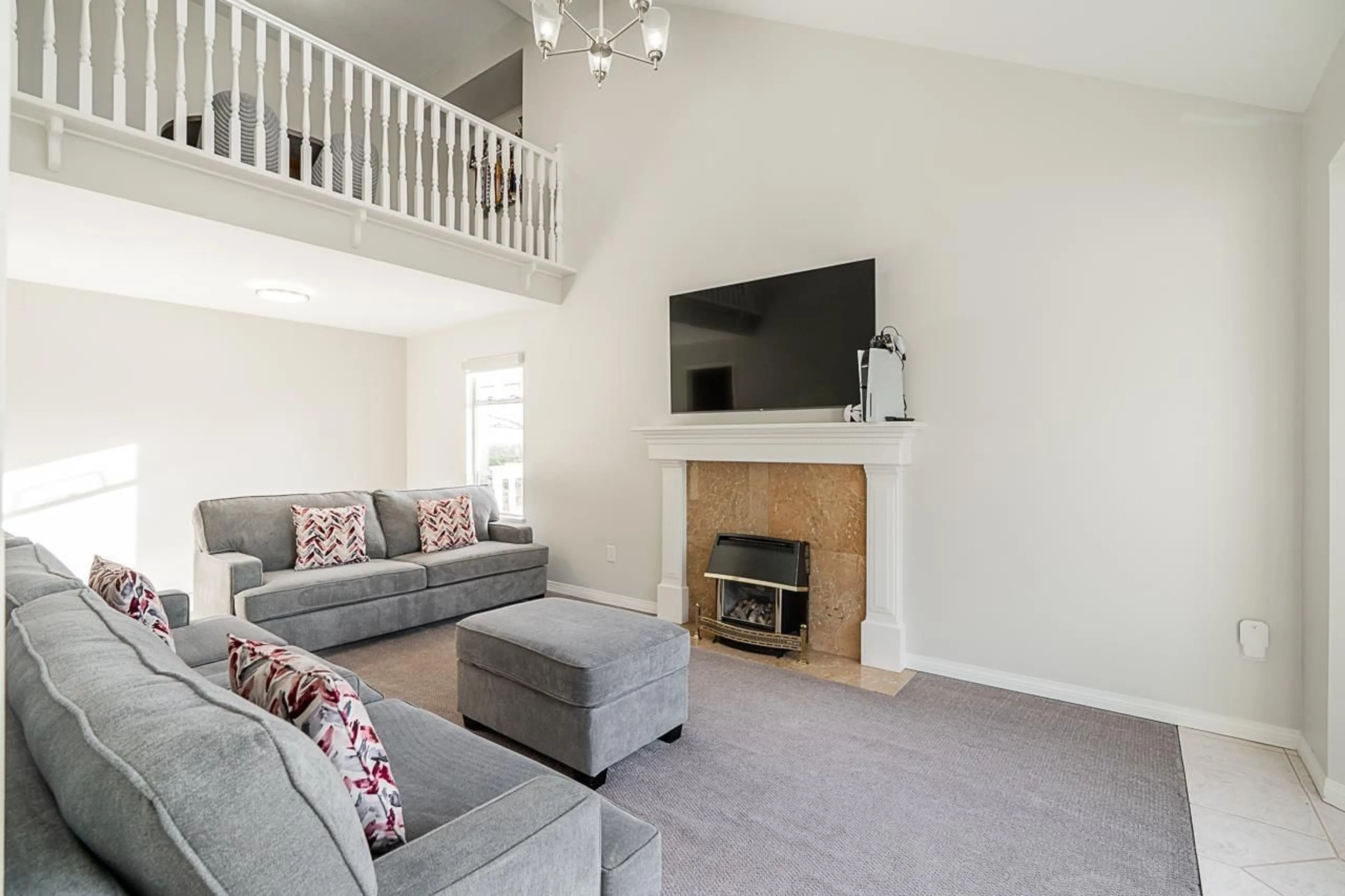 Living room with furniture, unknown for 7070 207 STREET, Langley British Columbia V2Y1T4