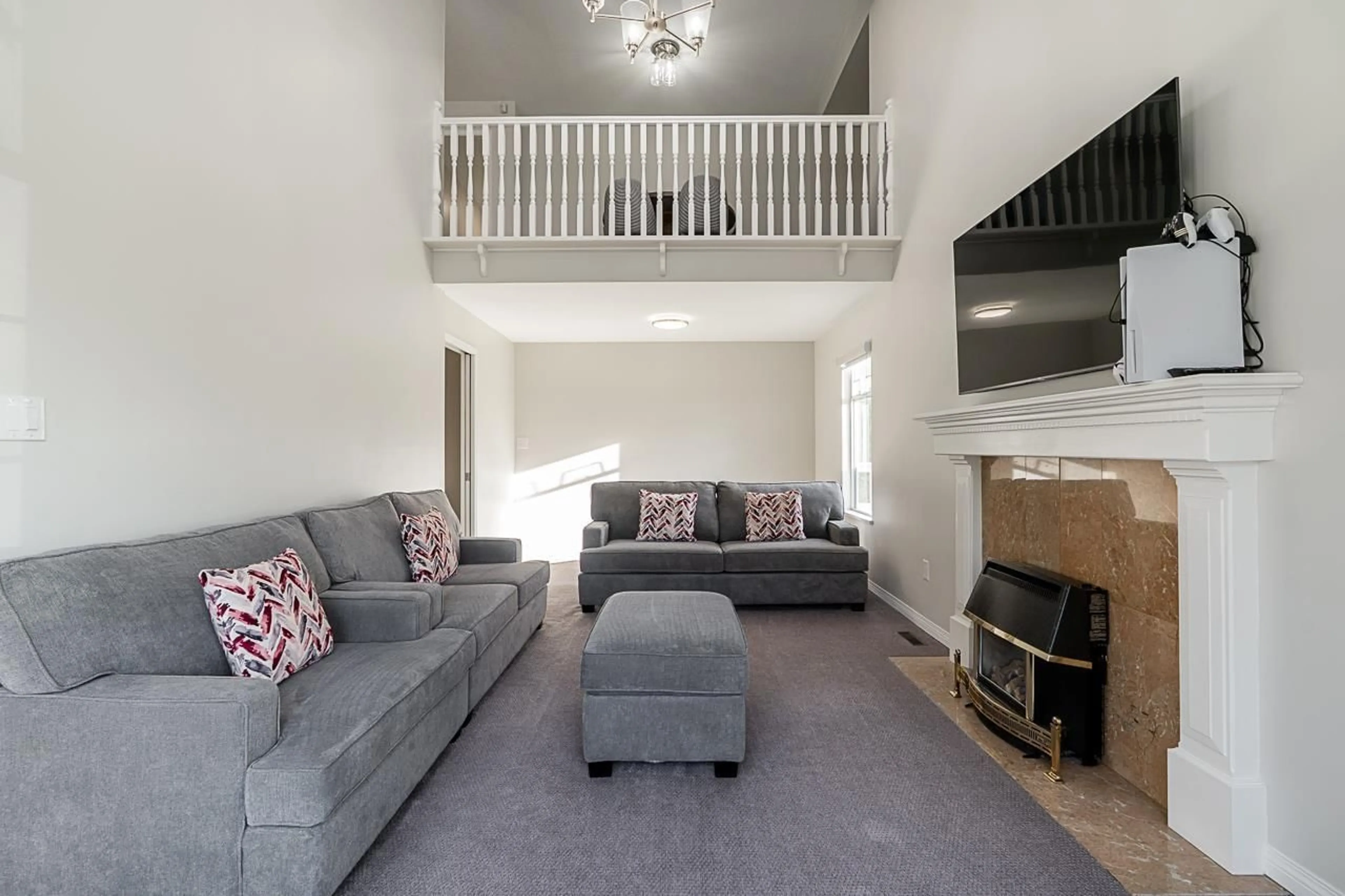 Living room with furniture, unknown for 7070 207 STREET, Langley British Columbia V2Y1T4