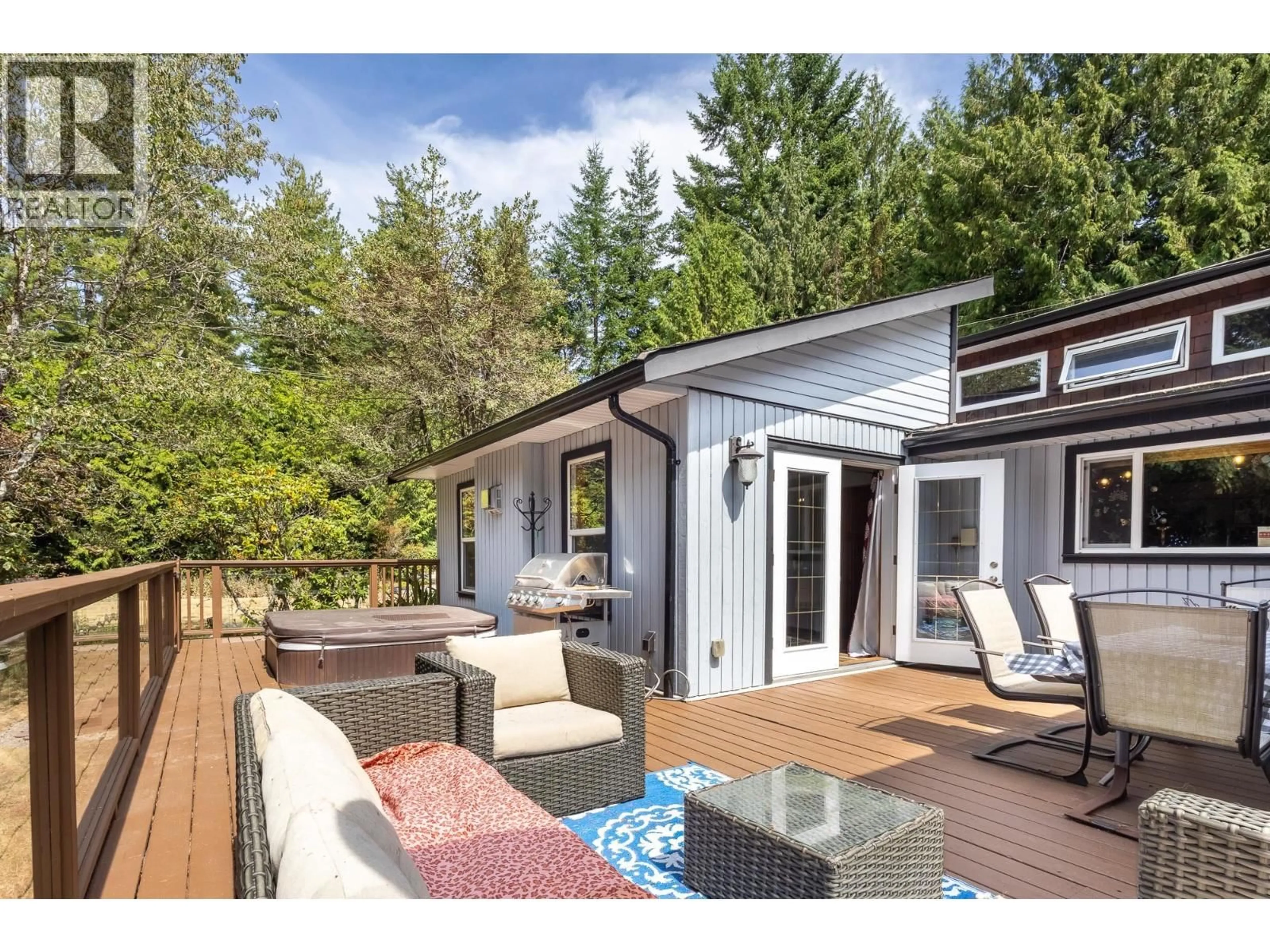 Unknown for 8099 NORTHWOOD ROAD, Halfmoon Bay British Columbia V7Z1A8