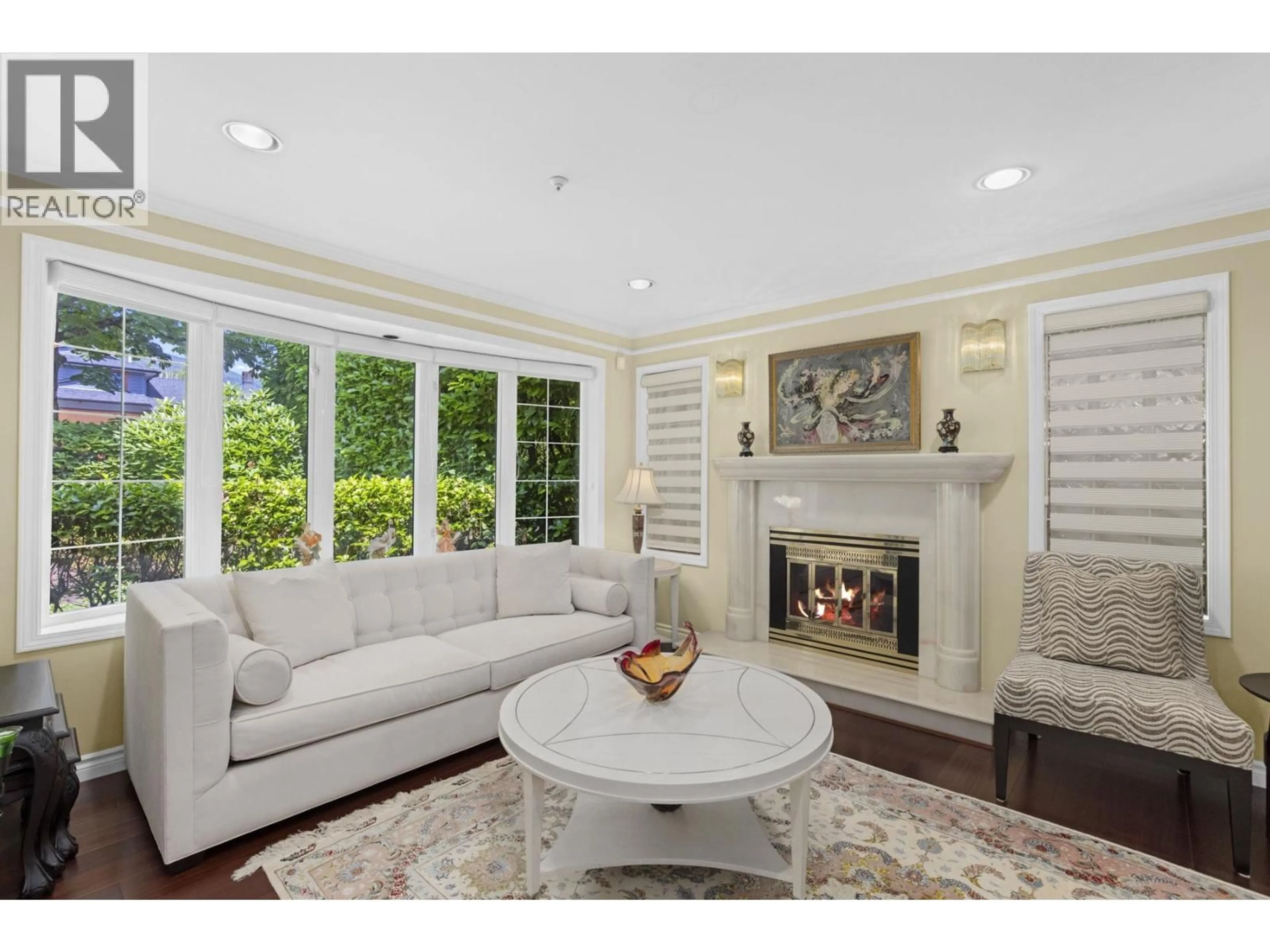 Living room with furniture, unknown for 1426 FULTON AVENUE, West Vancouver British Columbia V7T1P1