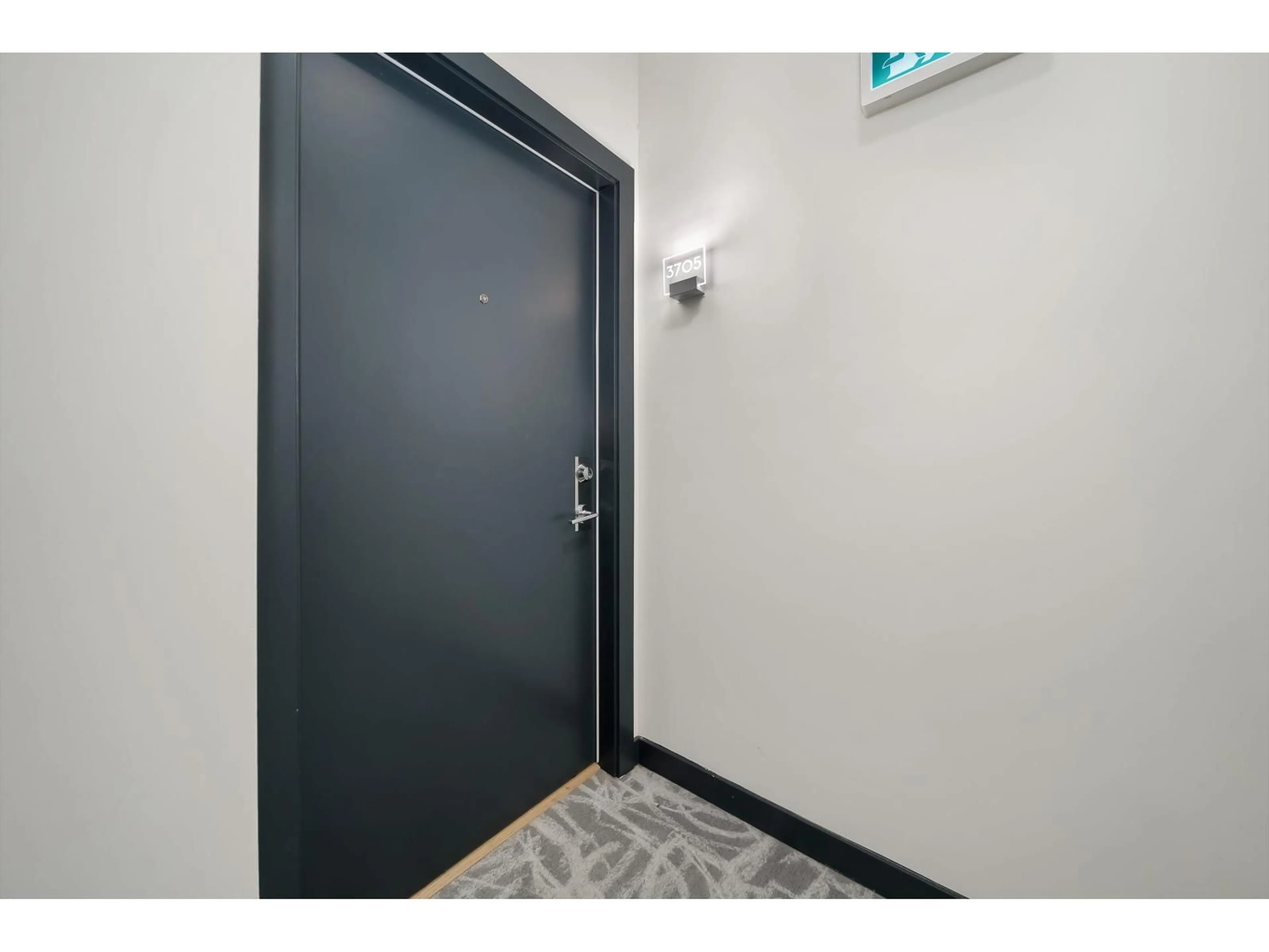 Indoor entryway for 3705 - 13438 CENTRAL AVENUE, Surrey British Columbia V3T0N2