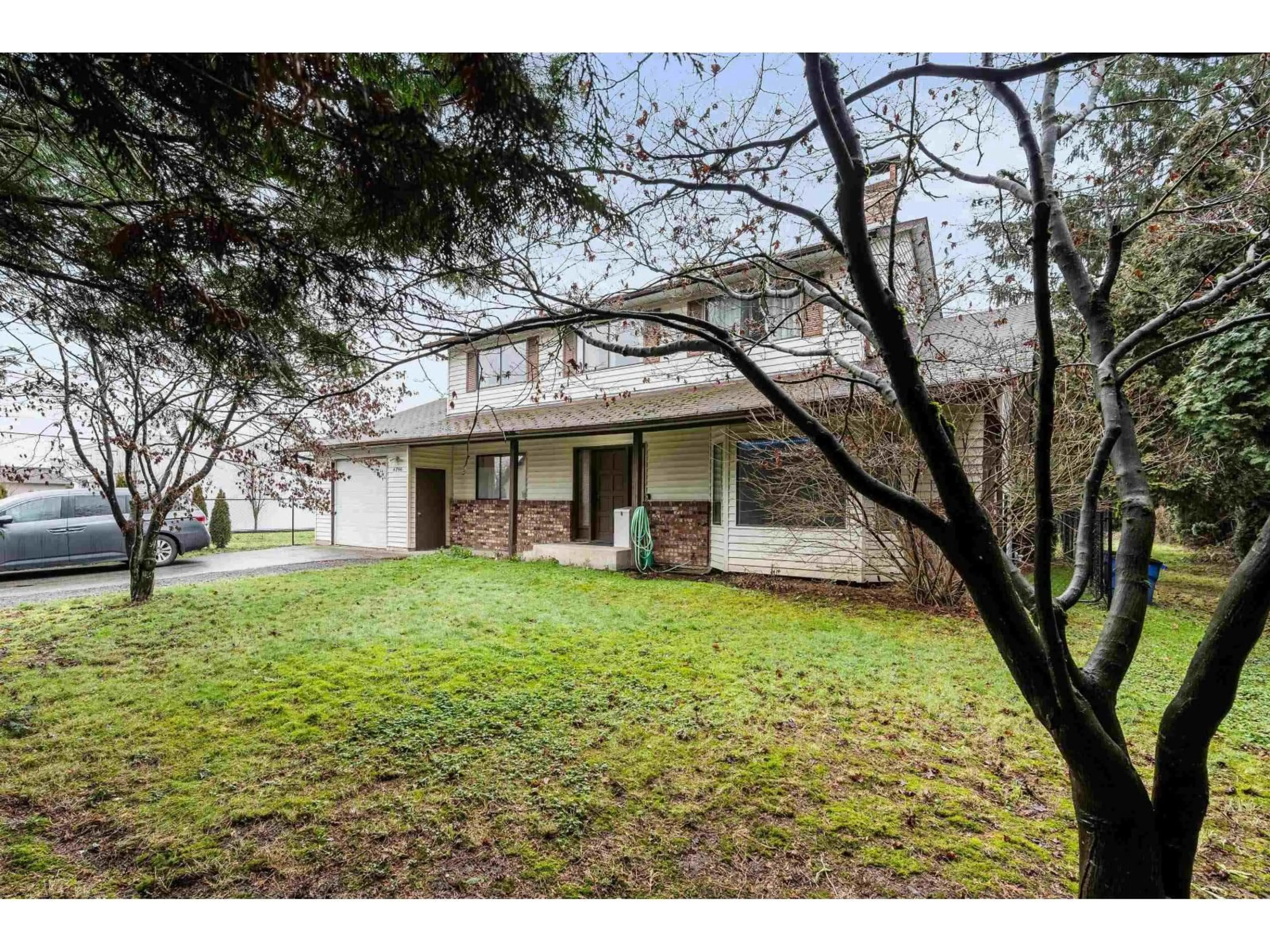 A pic from outside/outdoor area/front of a property/back of a property/a pic from drone, street for 6396 SUMAS PRAIRIE ROAD, Chilliwack British Columbia V2R4N6