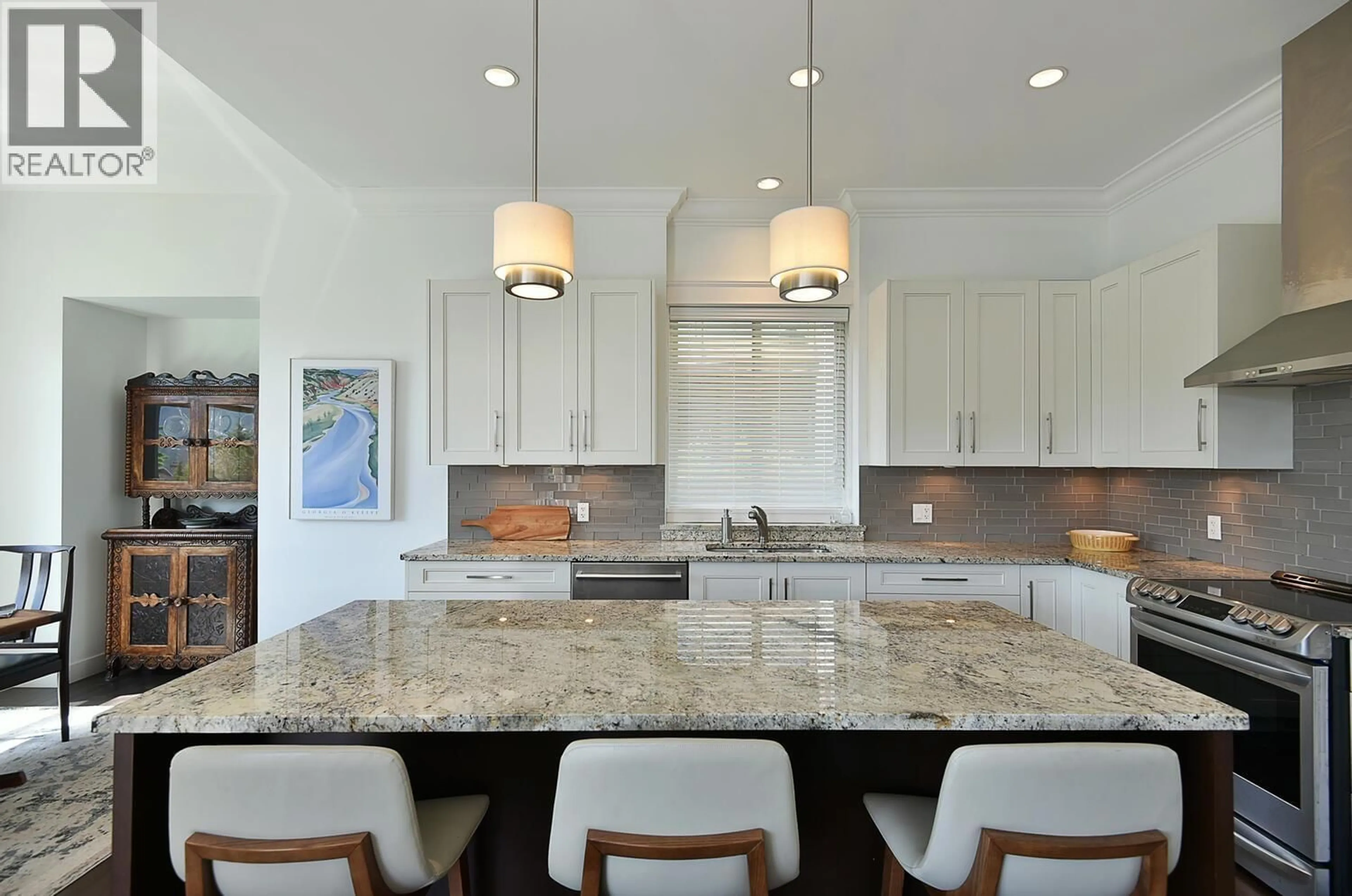 Contemporary kitchen, ceramic/tile floor for 39 - 4622 SINCLAIR BAY ROAD, Garden Bay British Columbia V0N1S1