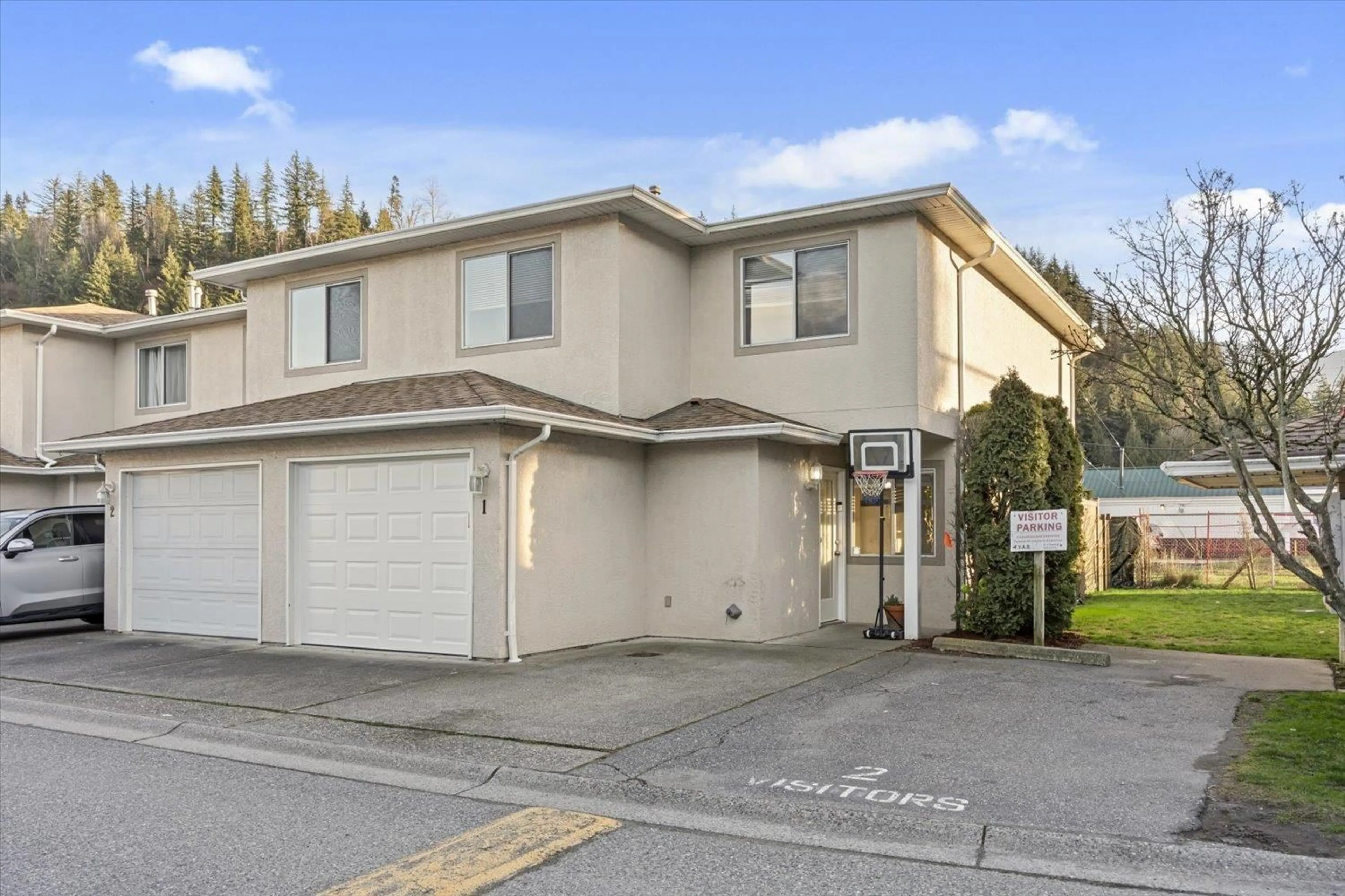Unknown for 1 - 5536 VEDDER ROAD, Chilliwack British Columbia V2R3X5