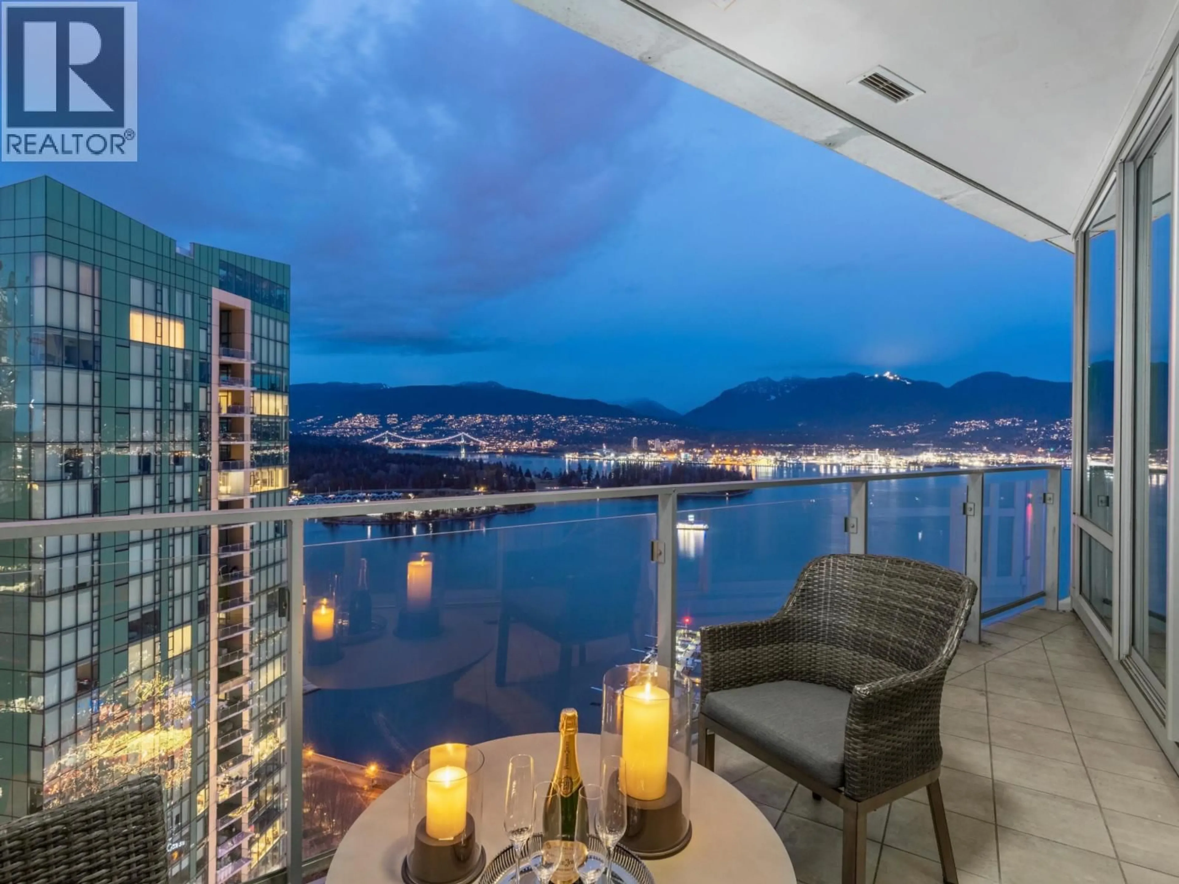 Balcony in the apartment, water/lake/river/ocean view for 2803 - 1077 CORDOVA STREET, Vancouver British Columbia V6C2C6