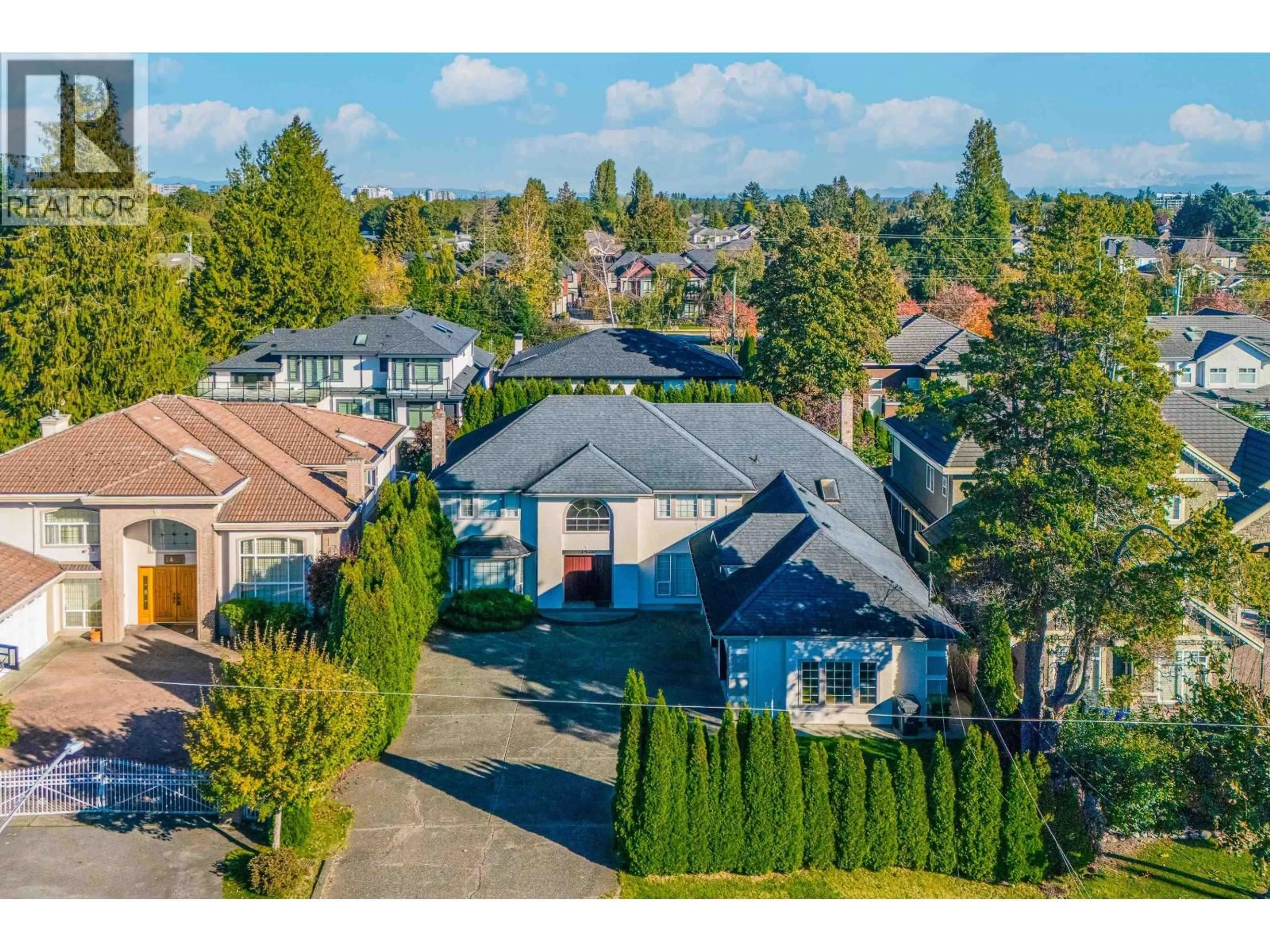 A pic from outside/outdoor area/front of a property/back of a property/a pic from drone, street for 7420 MONTANA ROAD, Richmond British Columbia V7C2K8