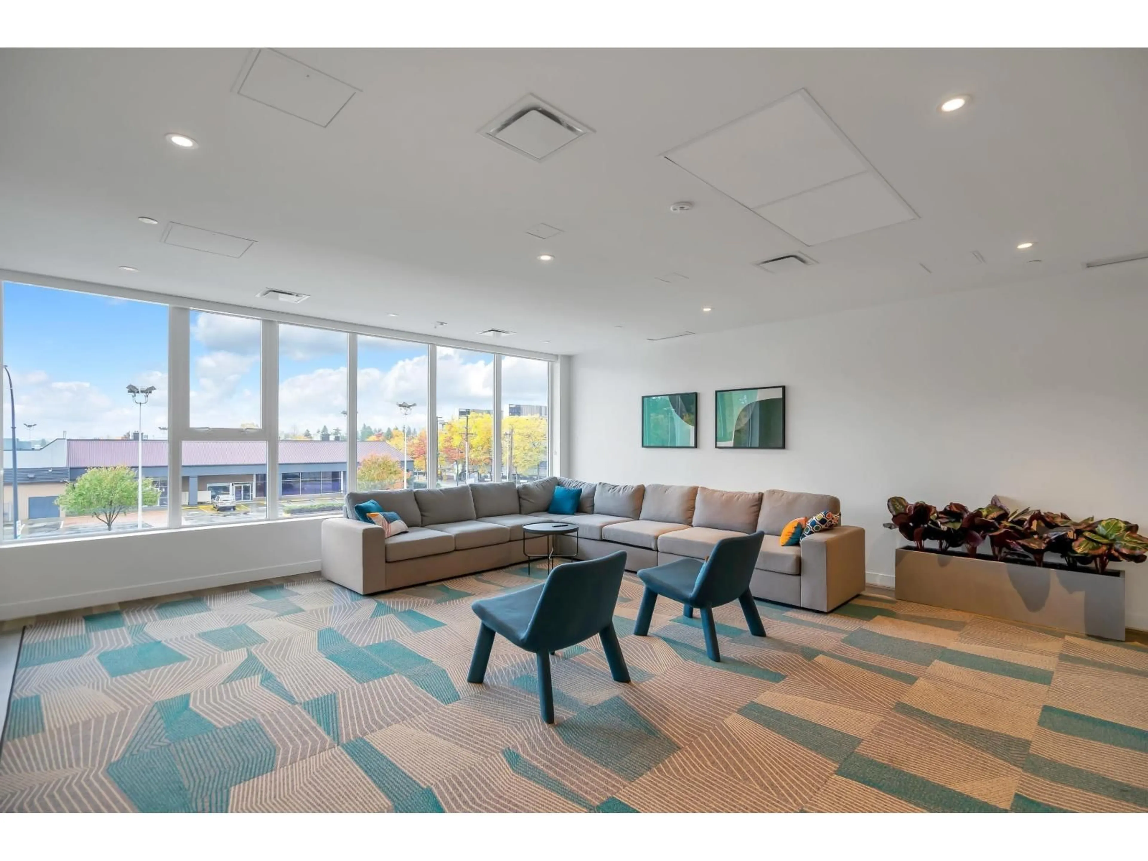 Unknown for 909 - 13615 FRASER WAY, Surrey British Columbia V3T0P7