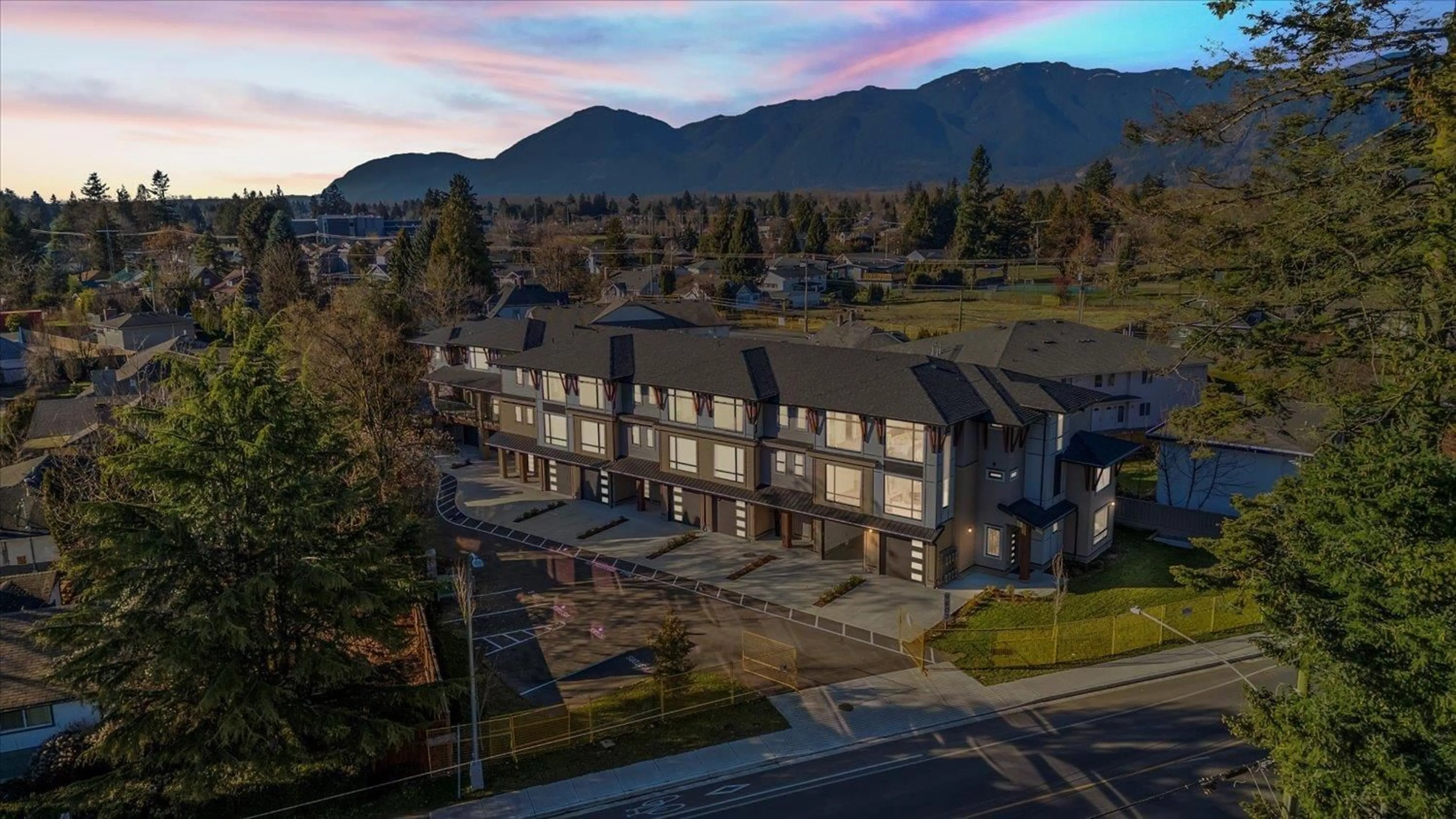 A pic from outside/outdoor area/front of a property/back of a property/a pic from drone, mountain view for 8 - 9603 BROADWAY STREET, Chilliwack British Columbia V2P5T7