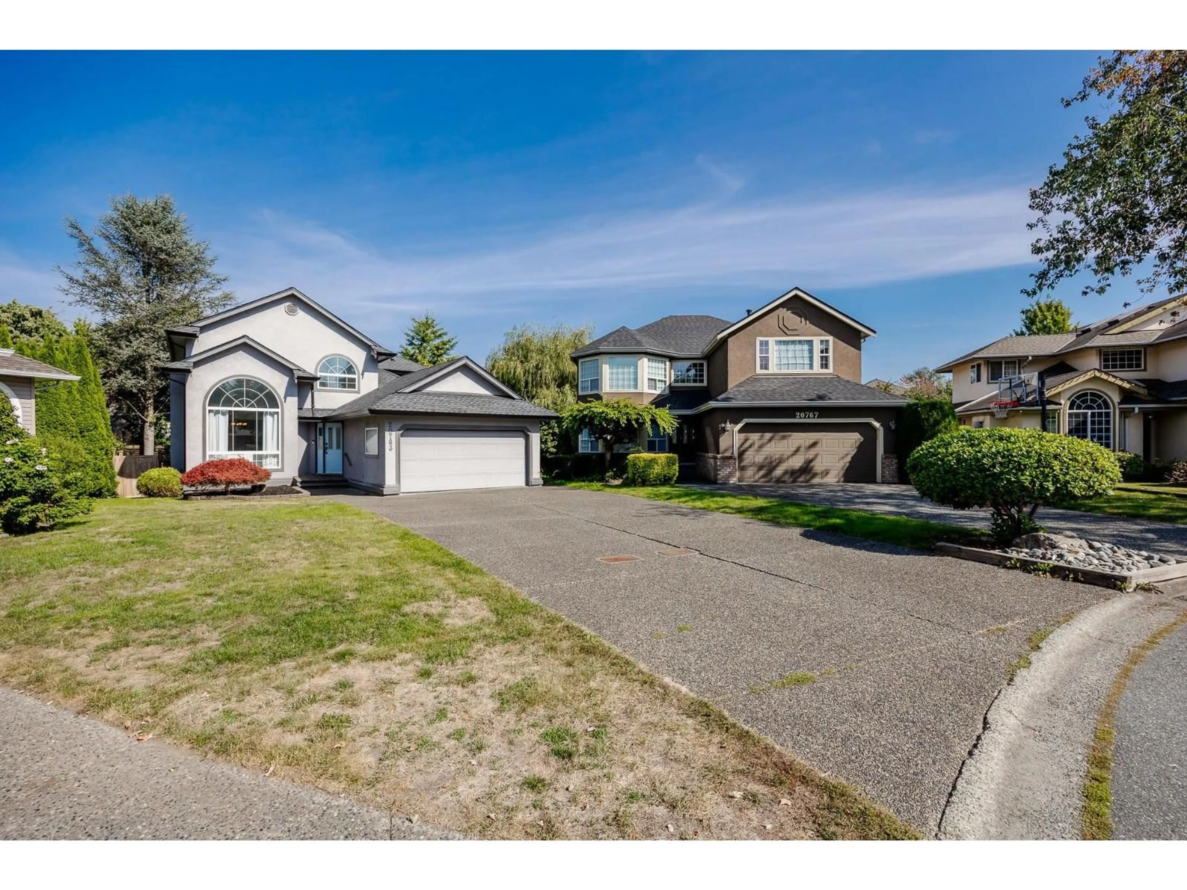 A pic from outside/outdoor area/front of a property/back of a property/a pic from drone, street for 20763 91A AVENUE, Langley British Columbia V1M2P6