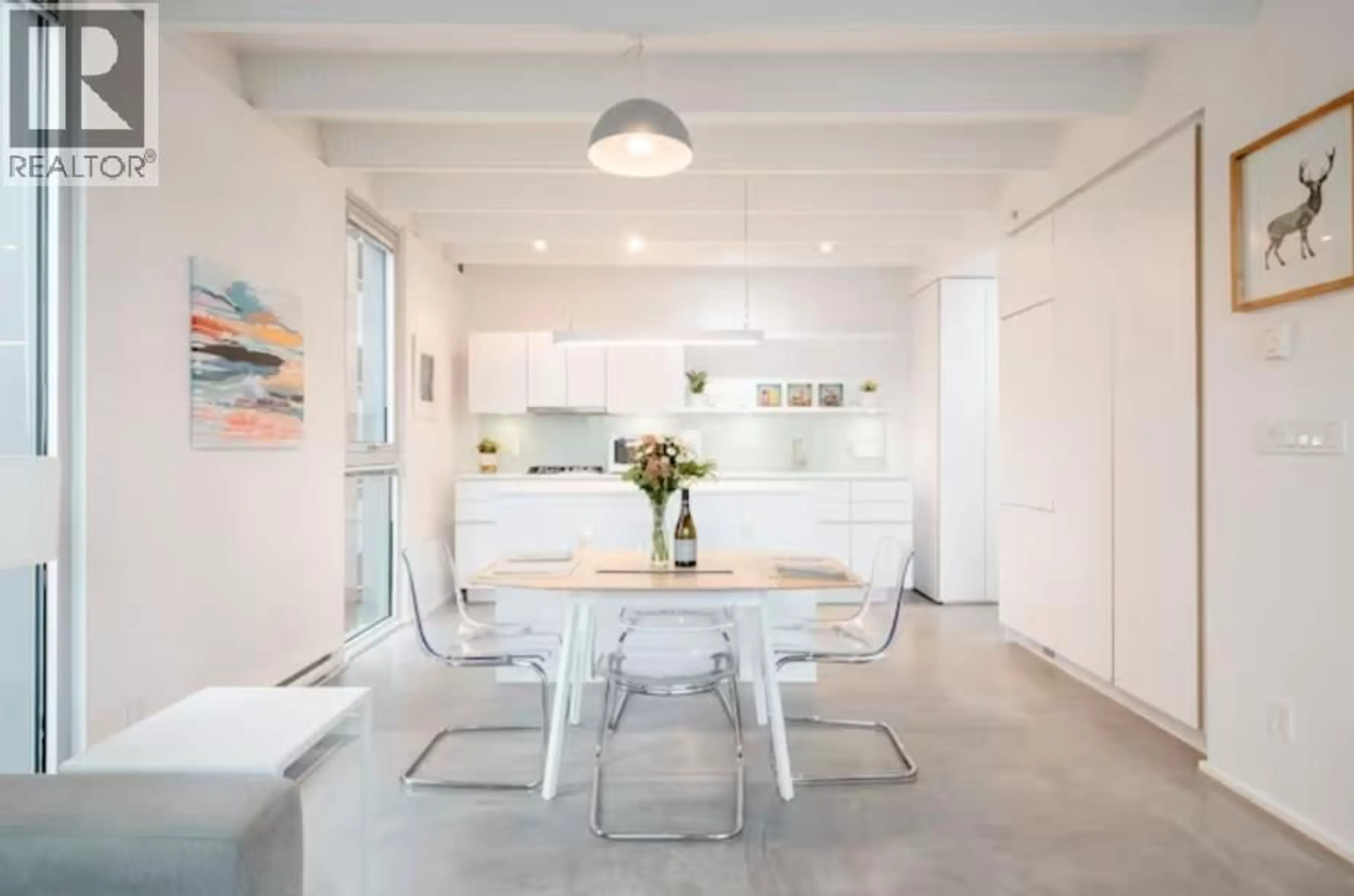 Contemporary kitchen, unknown for 701 - 219 GEORGIA STREET, Vancouver British Columbia V6A1Z6