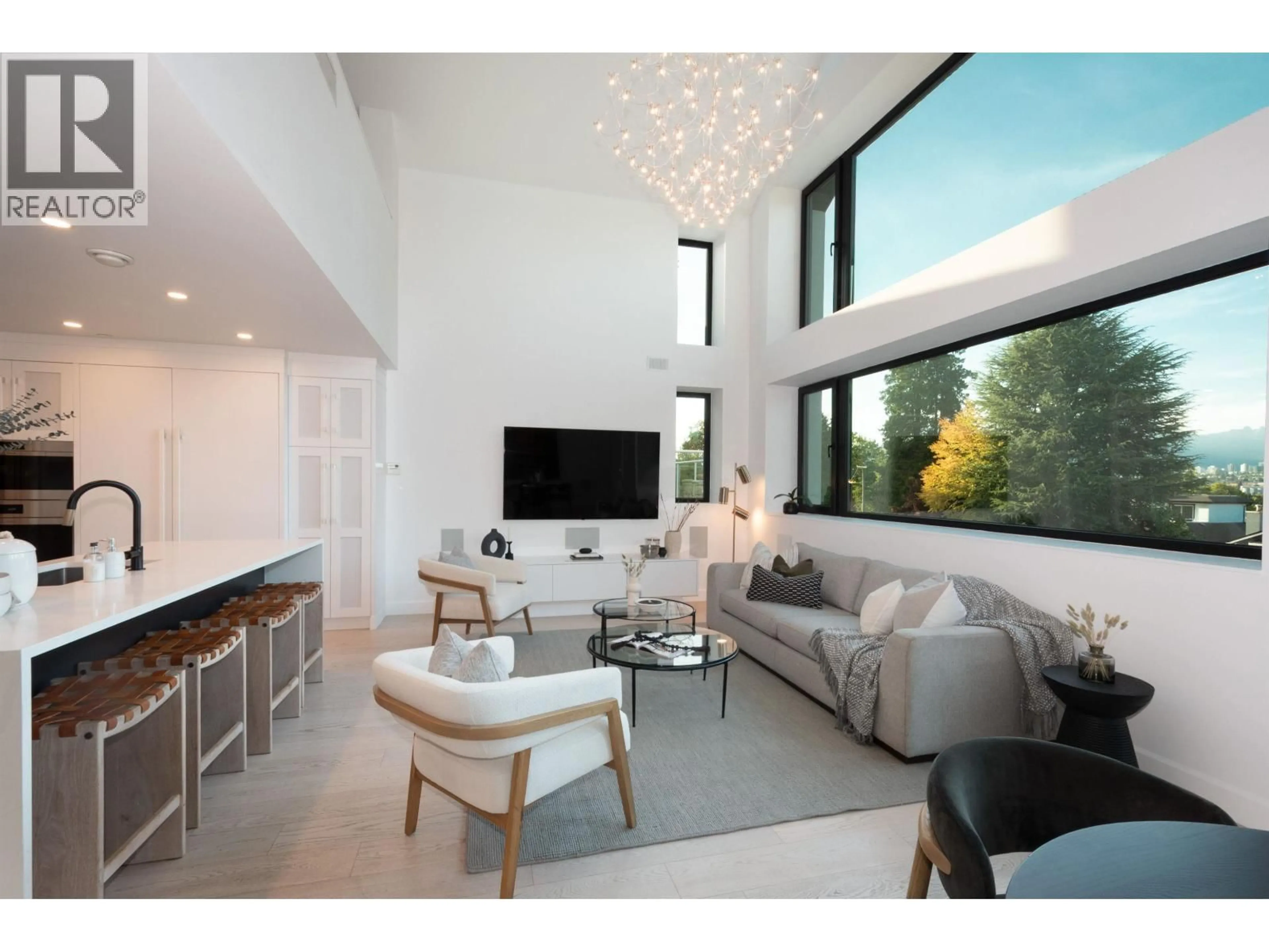 Living room with furniture, unknown for 2734 YALE STREET, Vancouver British Columbia V5K1C3