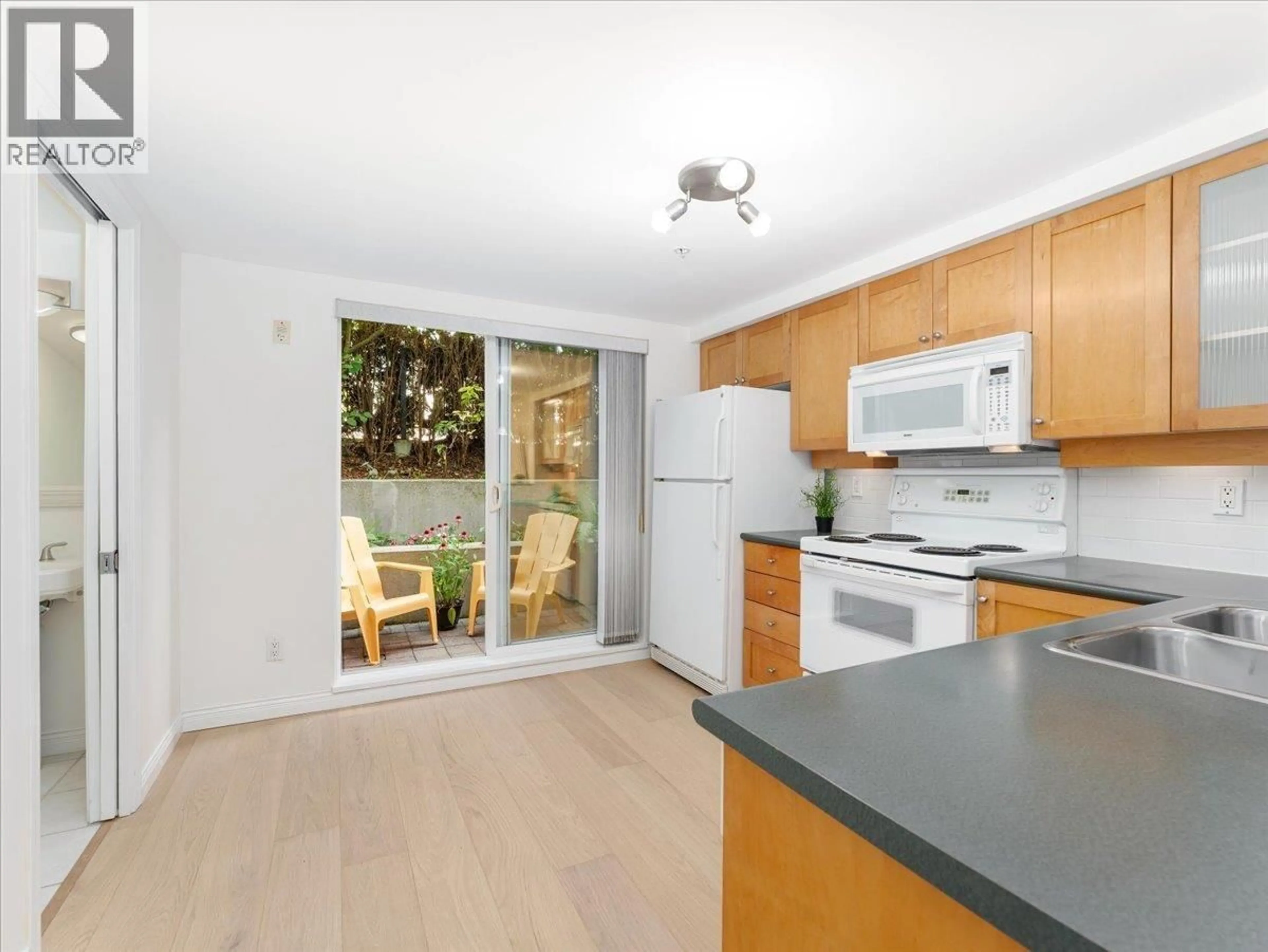 Unknown for 12 - 288 ST. DAVIDS AVENUE, North Vancouver British Columbia V7L4X2