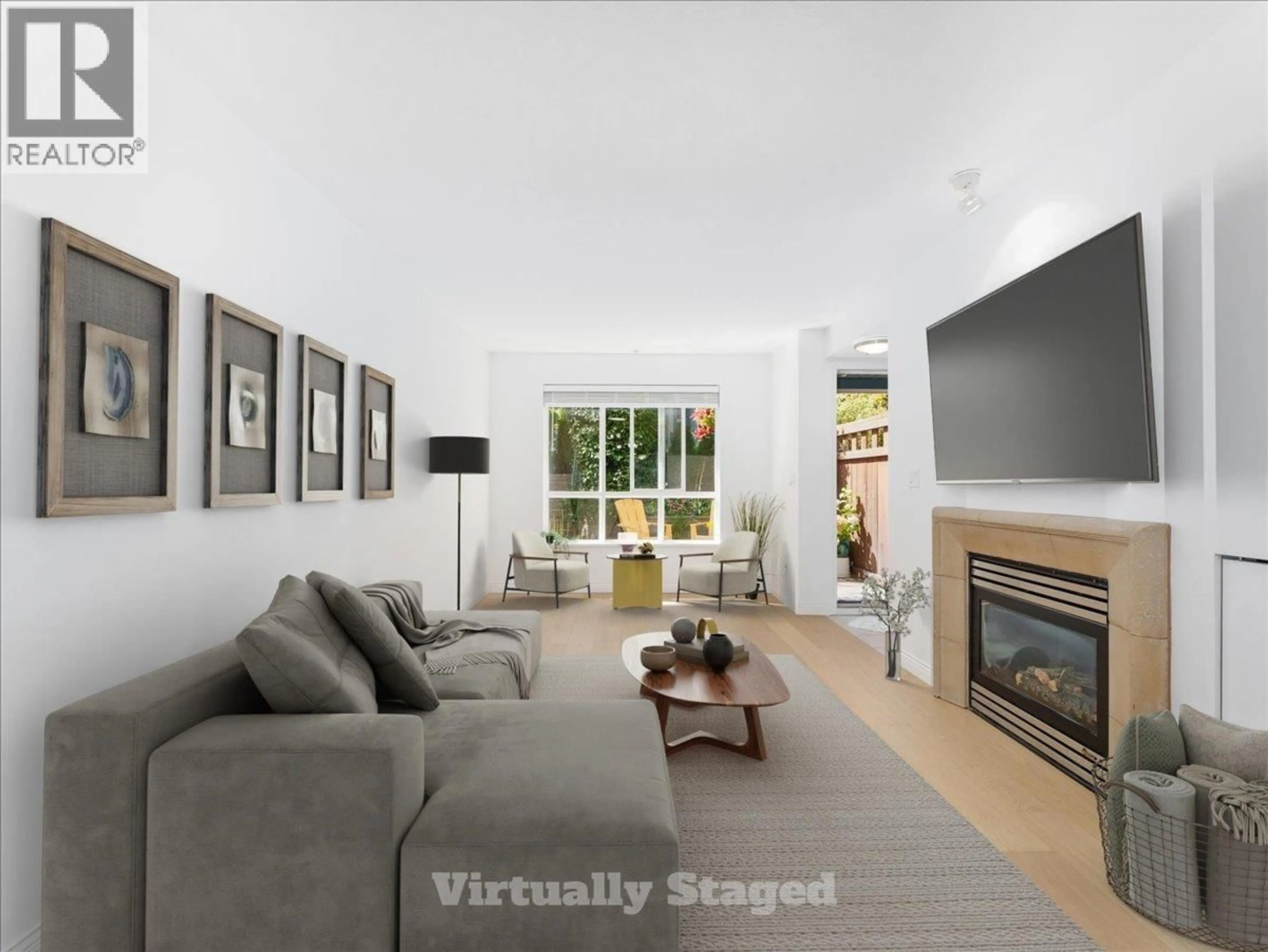 Living room with furniture, unknown for 12 - 288 ST. DAVIDS AVENUE, North Vancouver British Columbia V7L4X2