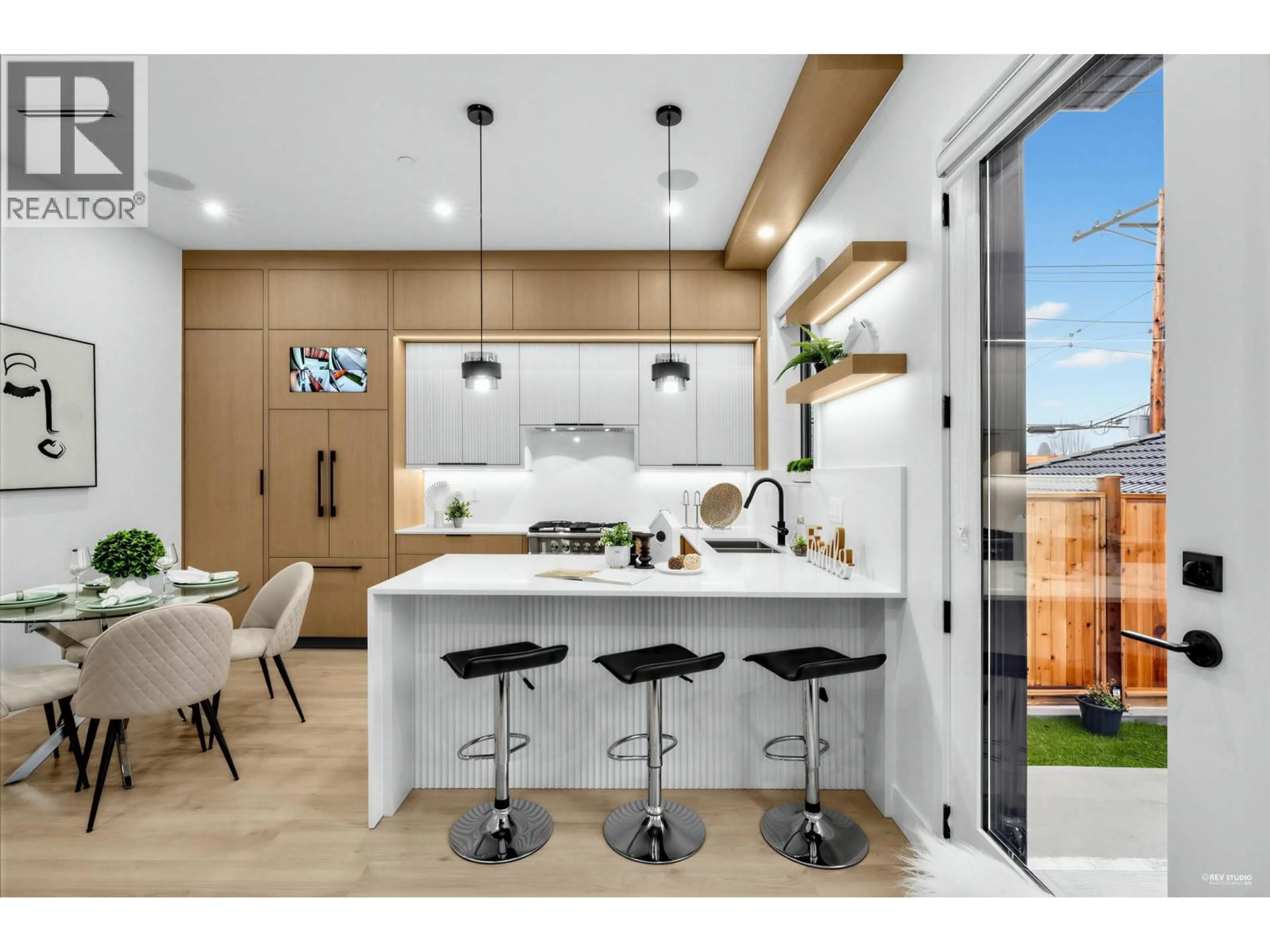 Contemporary kitchen, unknown for 2 - 1020 NOOTKA STREET, Vancouver British Columbia V5K4E7