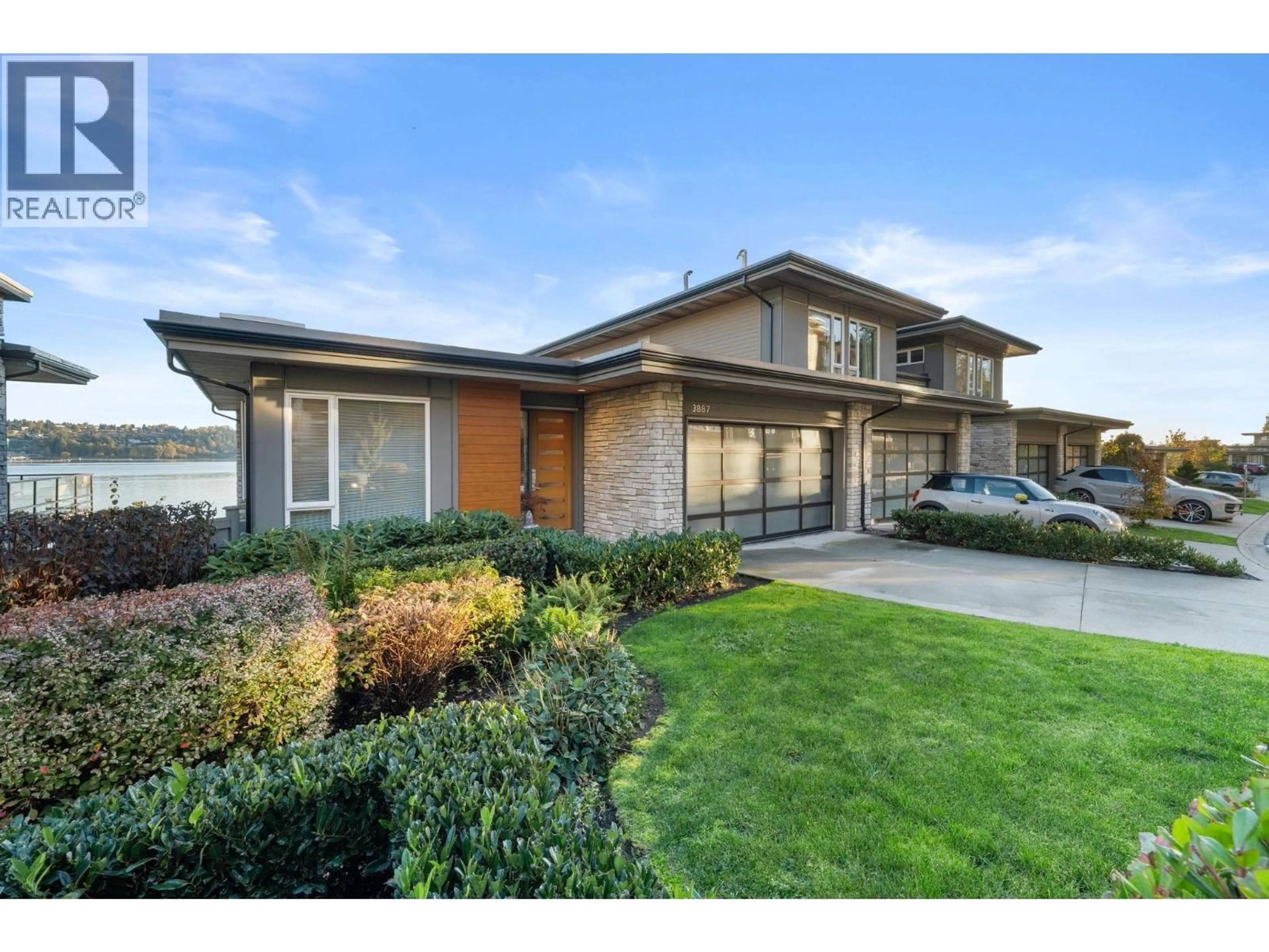 Home with brick exterior material, unknown for 3887 CATES LANDING WAY, North Vancouver British Columbia V7G0A6