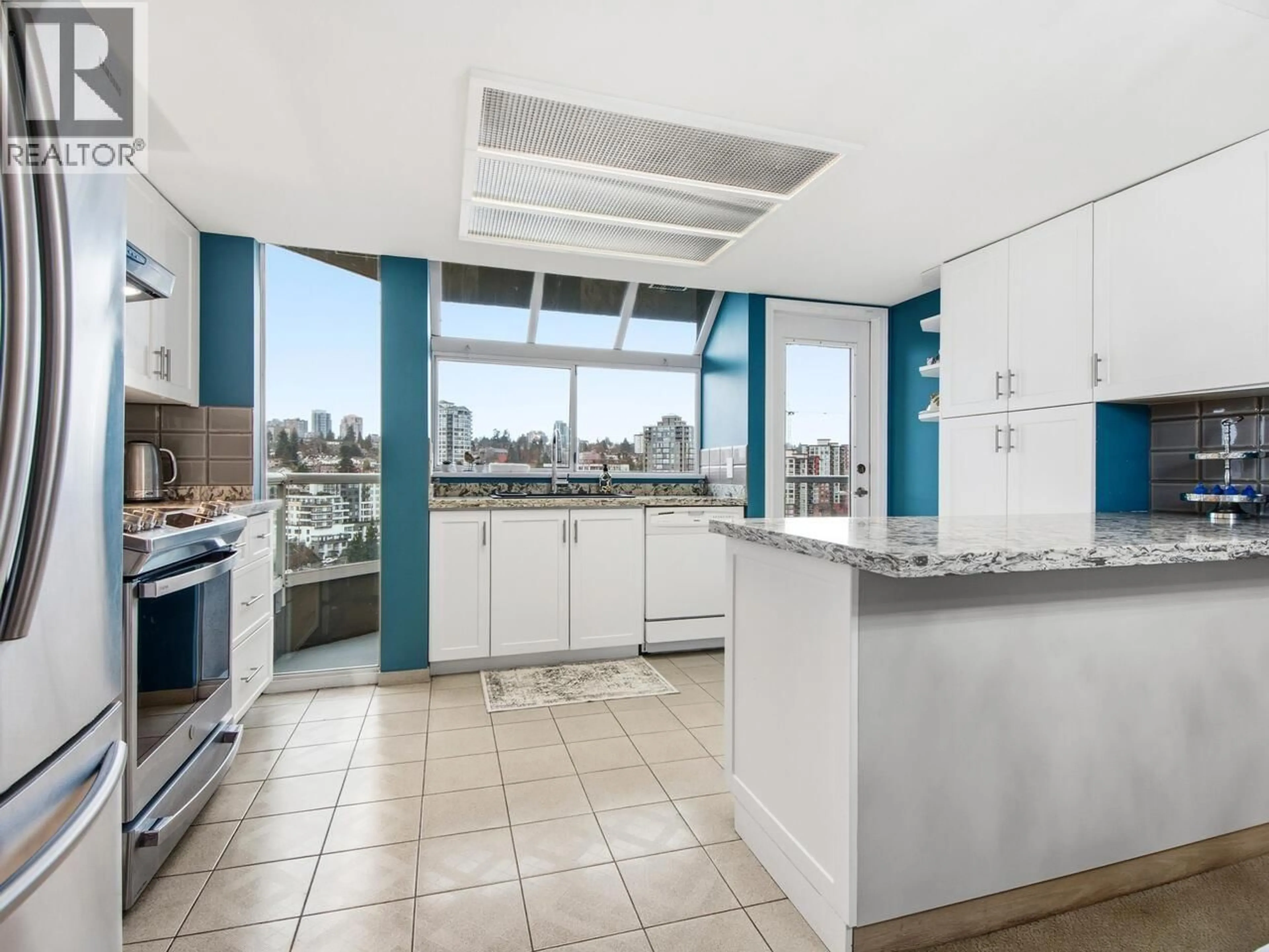 Unknown for 1602 - 1135 QUAYSIDE DRIVE, New Westminster British Columbia V3M6J4