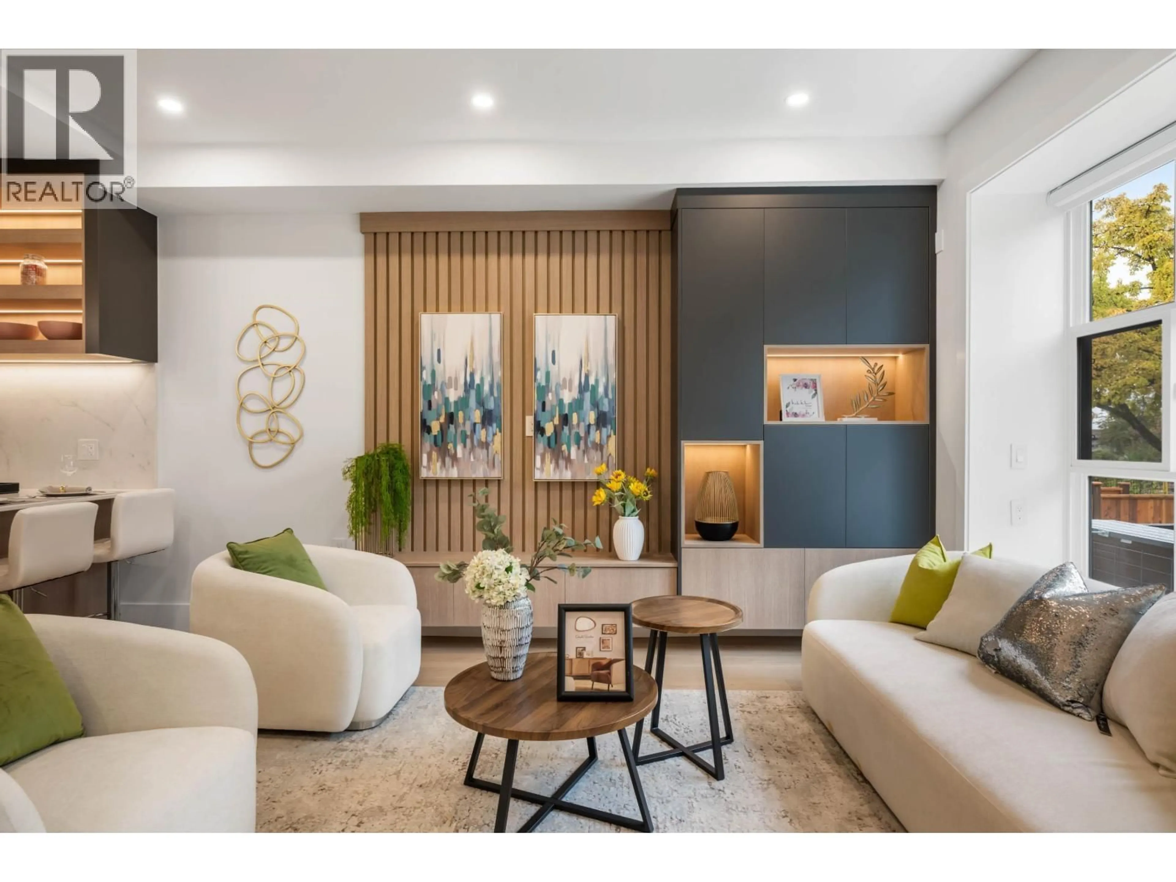 Living room with furniture, unknown for 4 - 3065 CHARLES STREET, Vancouver British Columbia V5K3B6