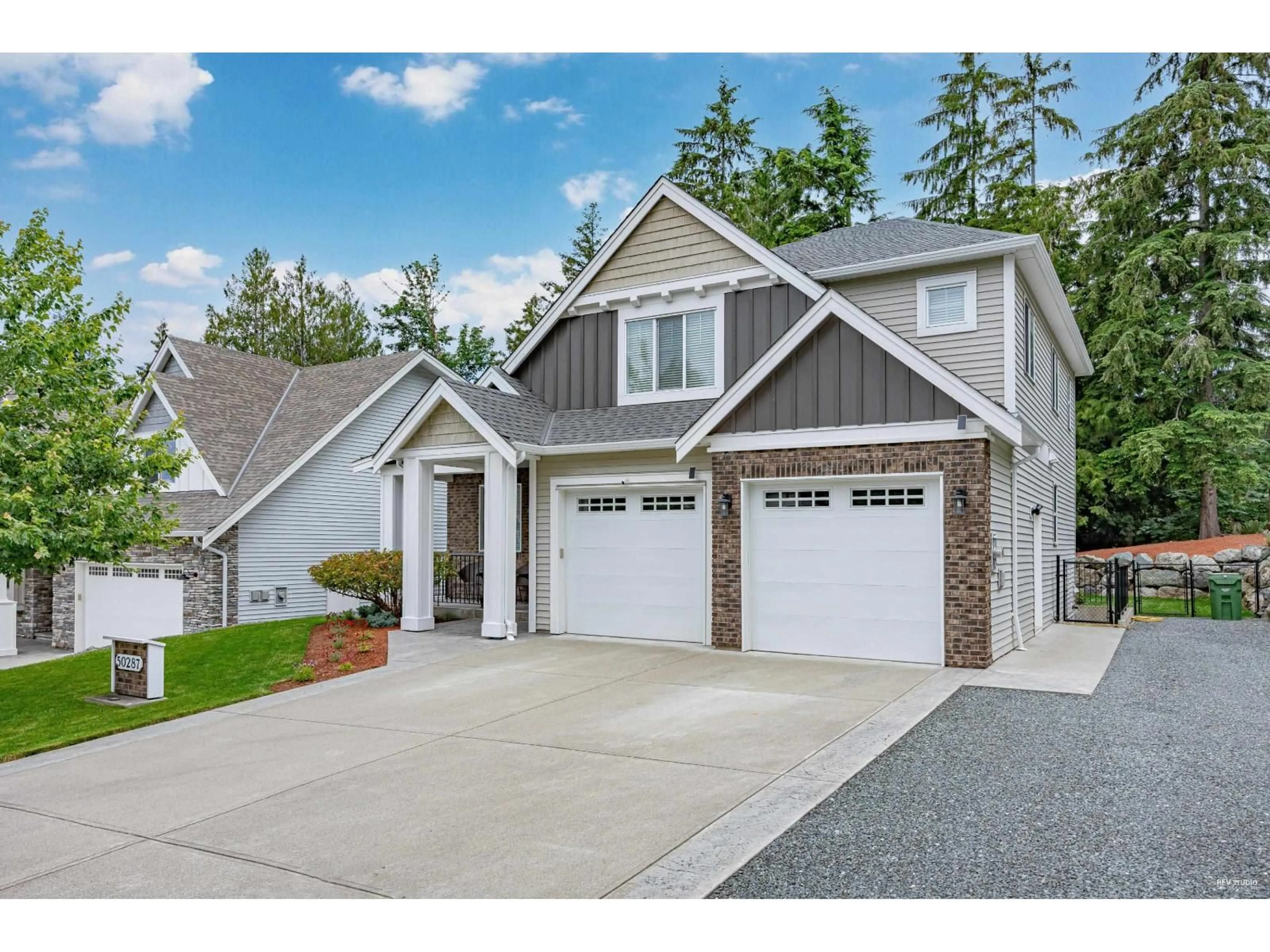 Home with vinyl exterior material, street for 50287 SIENNA AVENUE, Chilliwack British Columbia V4Z0C4