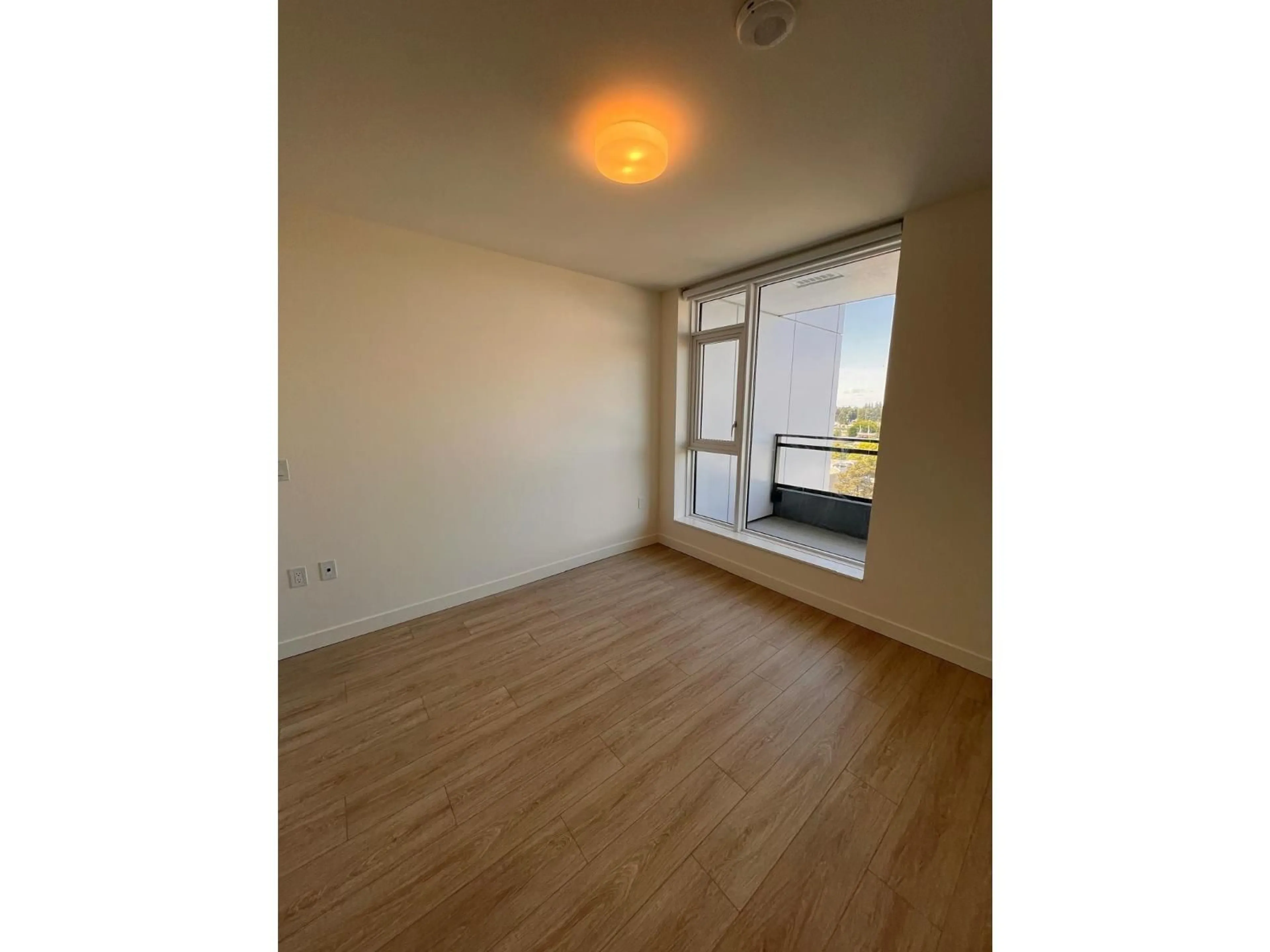 A pic of a room for 706 - 13675 107A AVENUE, Surrey British Columbia V3T2H2