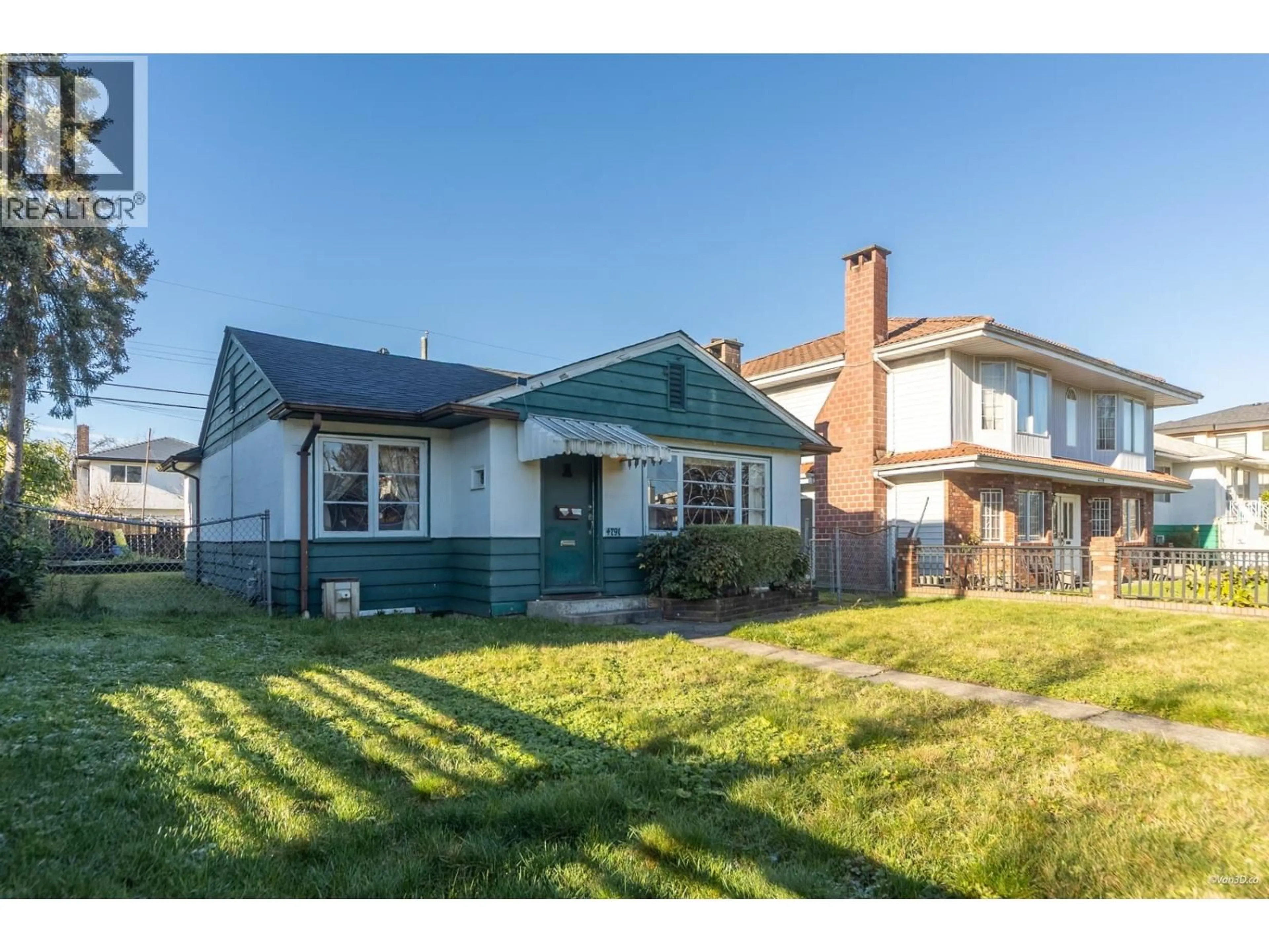 Home with vinyl exterior material, street for 4791 CULLODEN STREET, Vancouver British Columbia V5V4X8