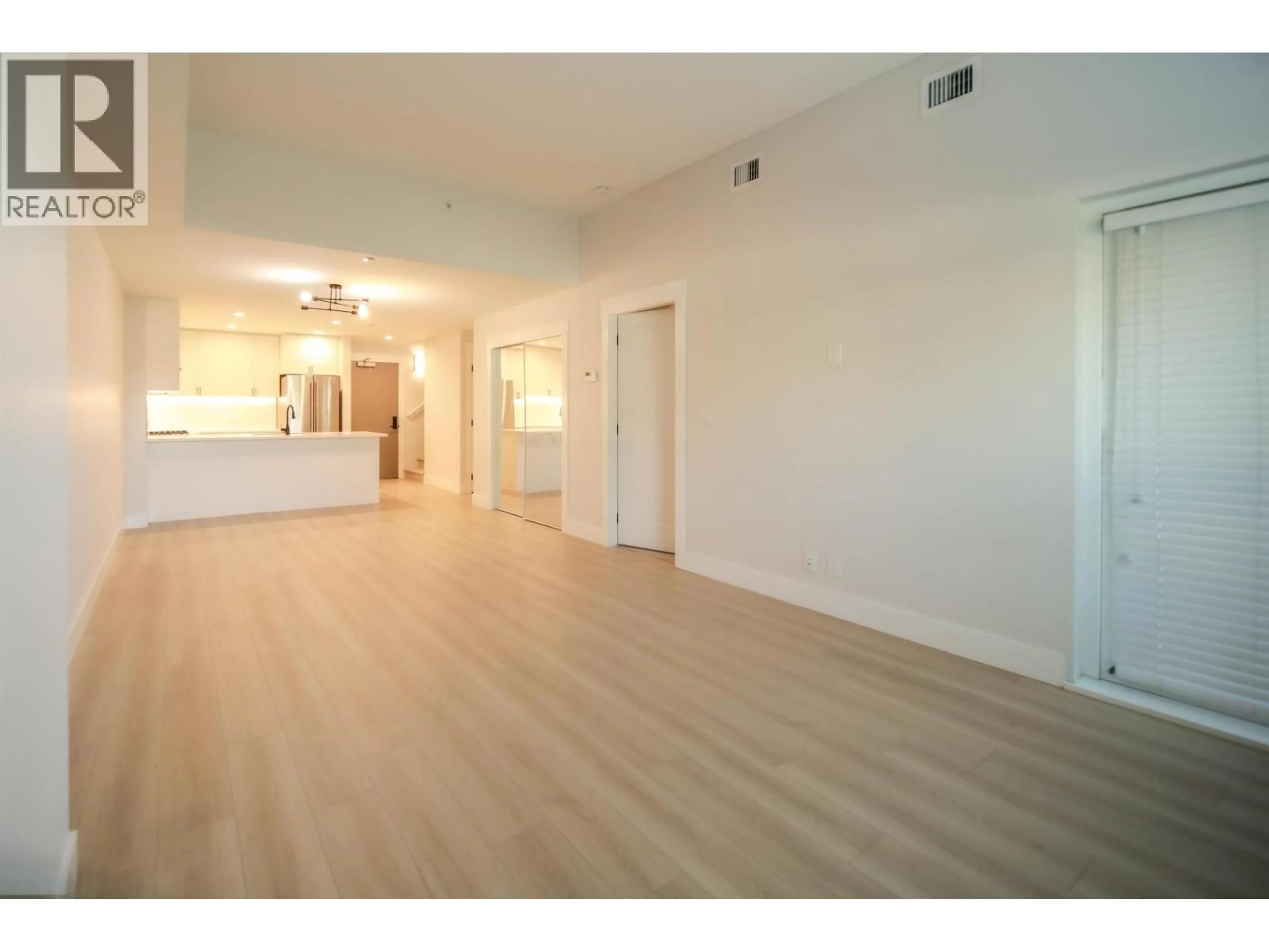 A pic of a room for 102 - 22265 DEWDNEY TRUNK ROAD, Maple Ridge British Columbia V2X3J1