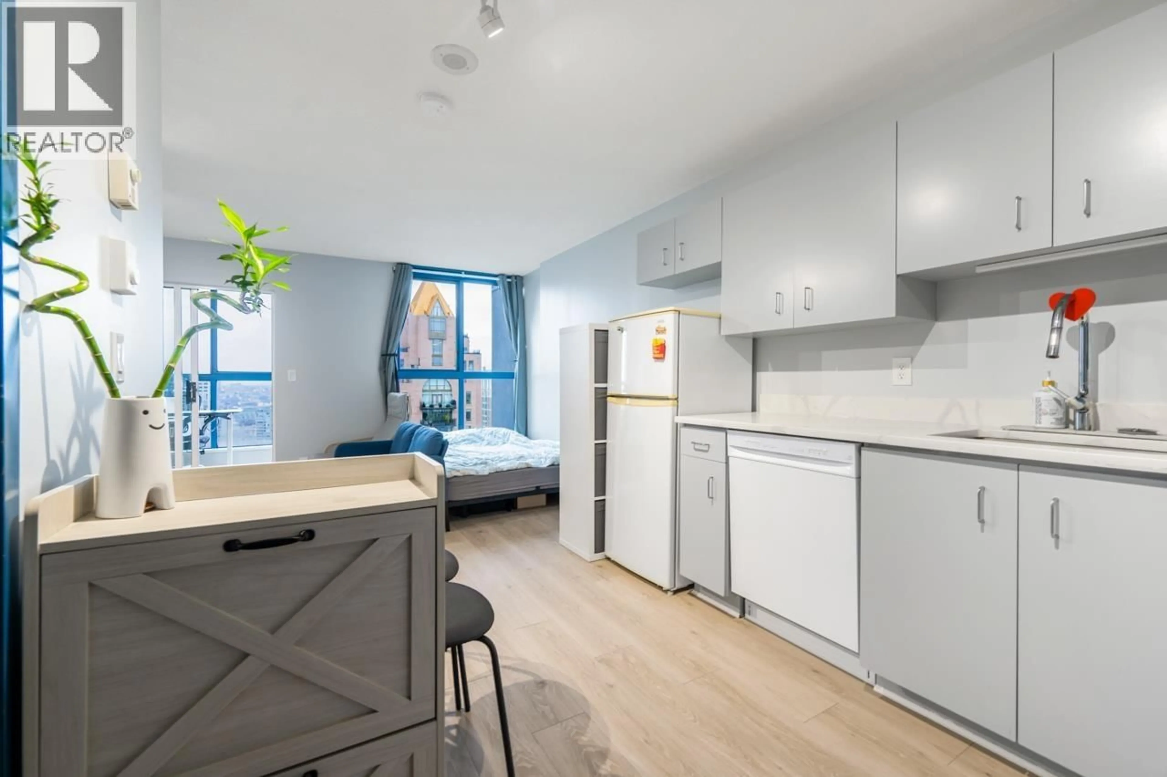 Unknown for 1907 - 1238 SEYMOUR STREET, Vancouver British Columbia V6B6J3