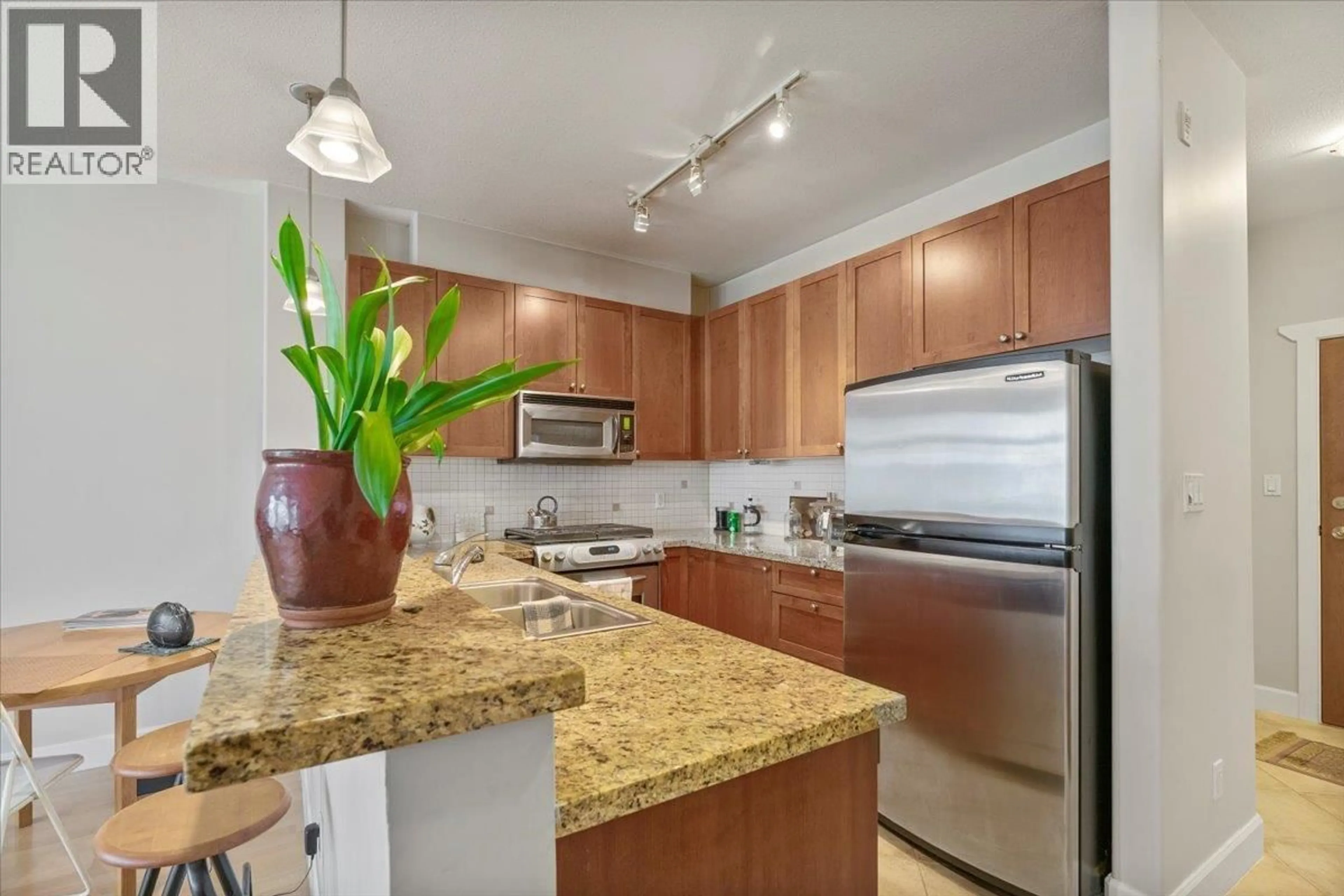 Standard kitchen, unknown for 113 - 4211 BAYVIEW STREET, Richmond British Columbia V7E6T6