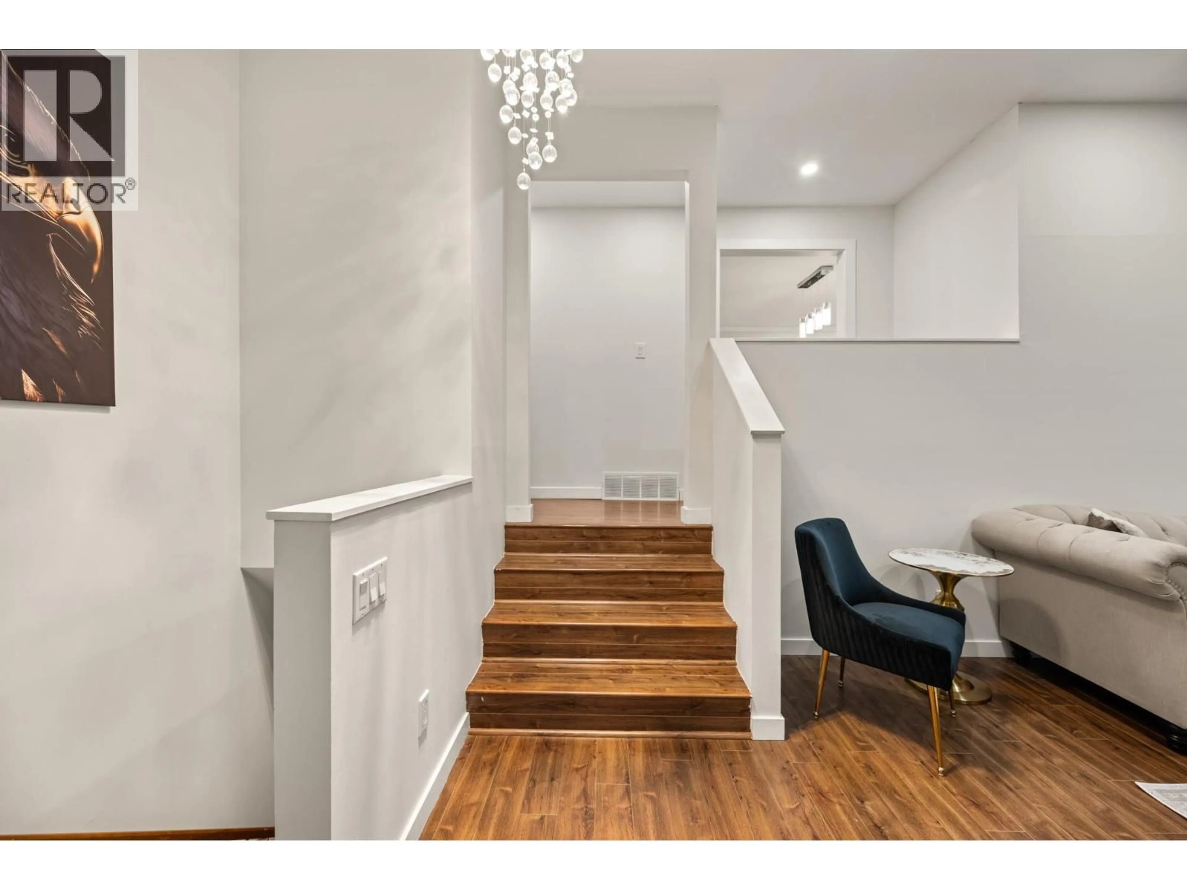 Indoor entryway for 12403 LAITY STREET, Maple Ridge British Columbia V2X5B4