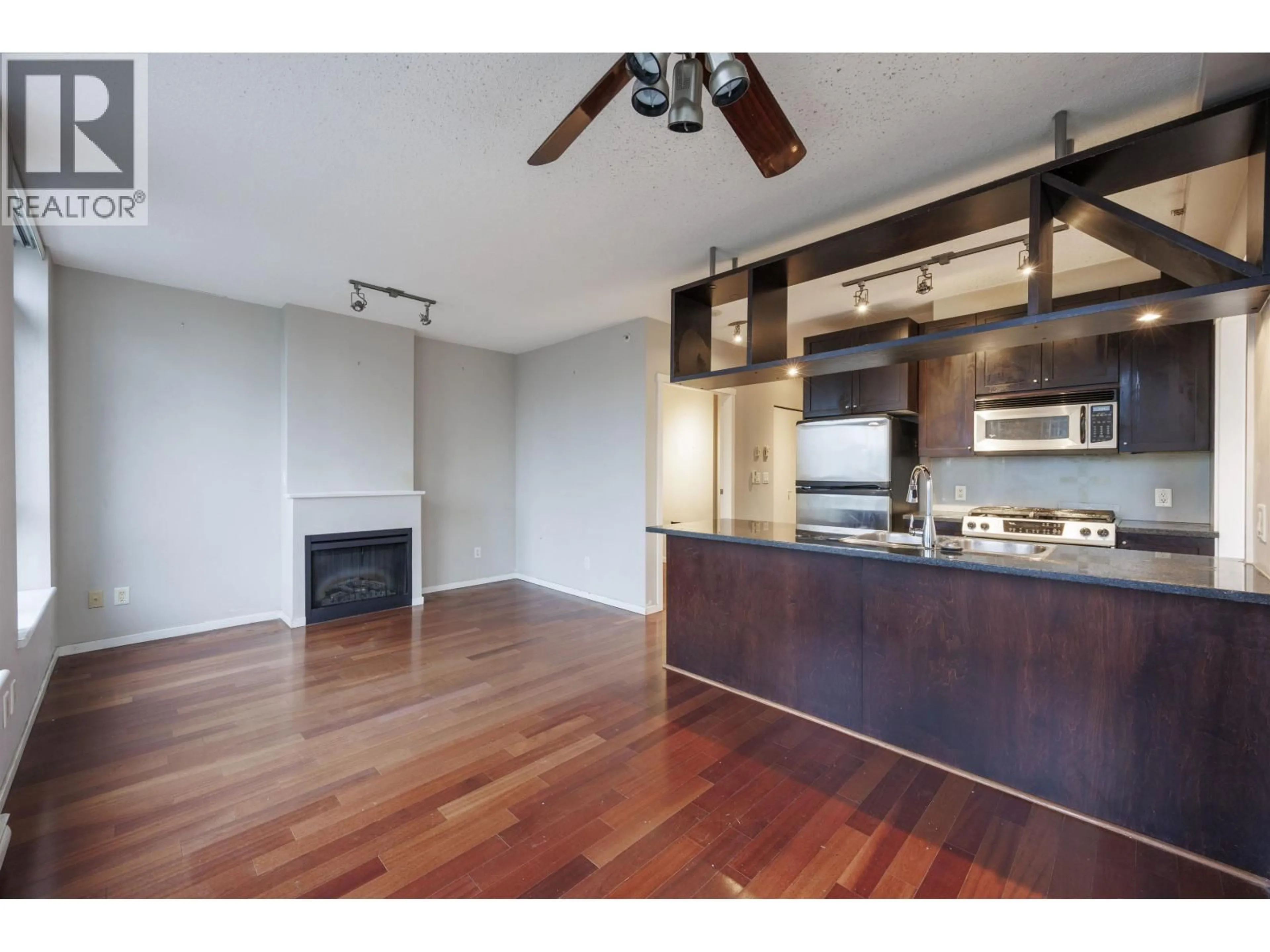 Open concept kitchen, wood/laminate floor for 1603 - 1001 HOMER STREET, Vancouver British Columbia V6B1M9