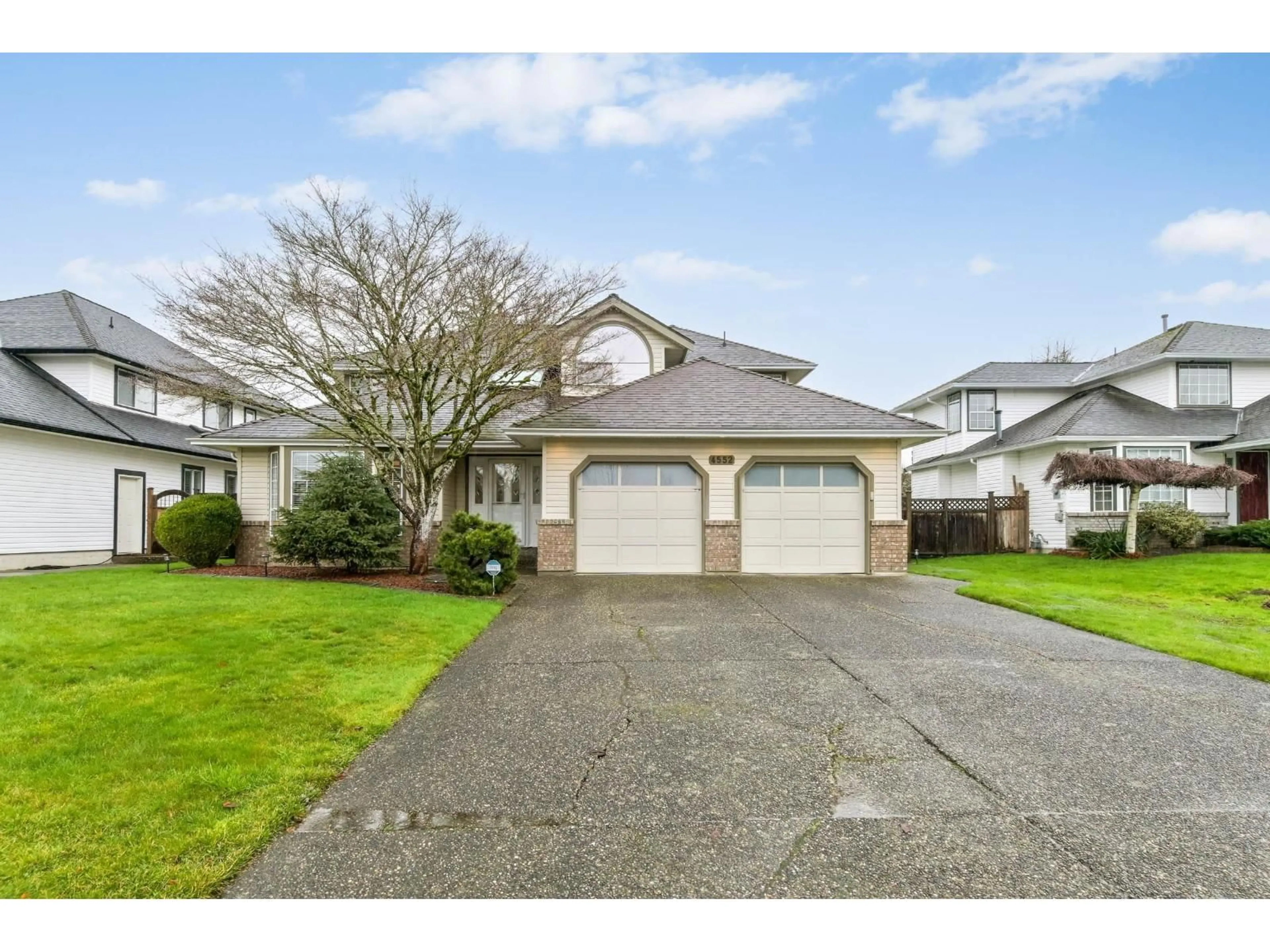 Unknown for 4552 217A STREET, Langley British Columbia V3A9B9