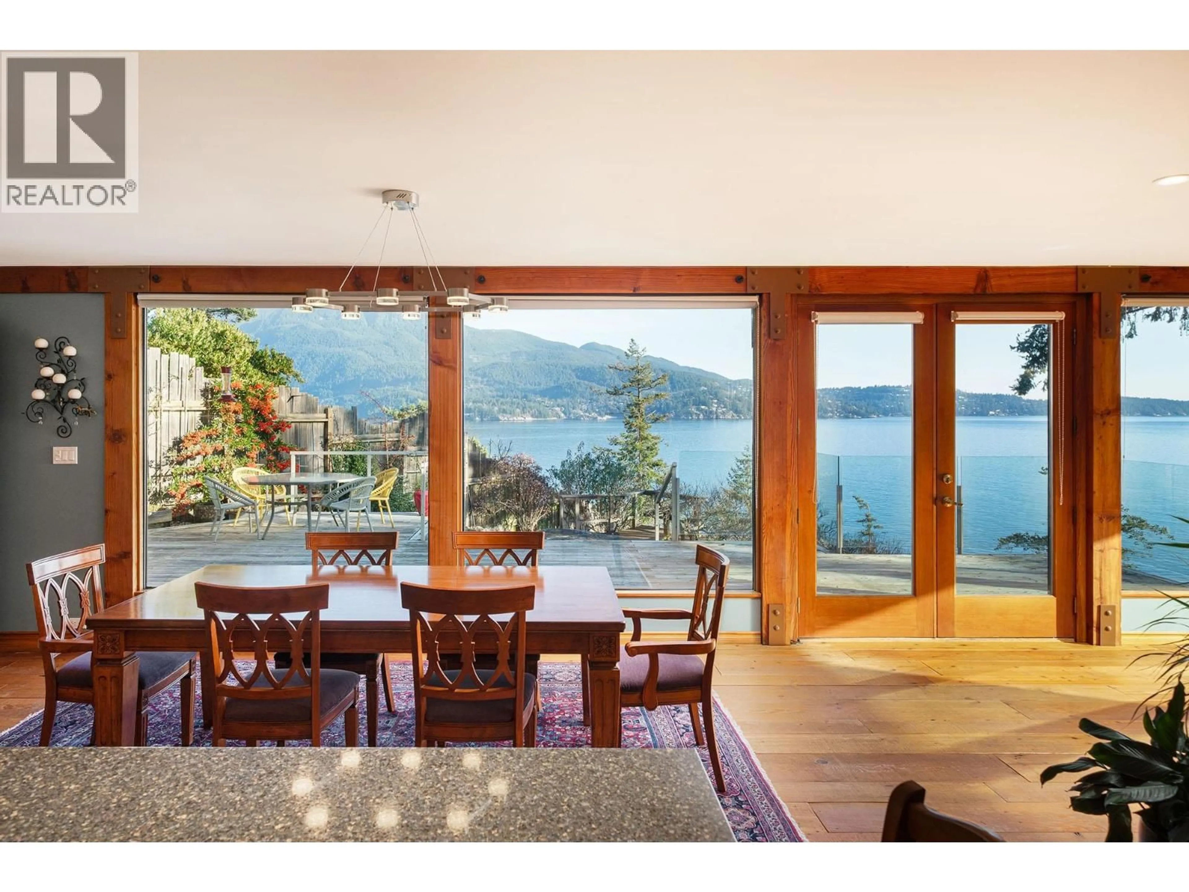 Dining room, unknown for 835 HUMMINGBIRD LANE, Bowen Island British Columbia V0N1G1