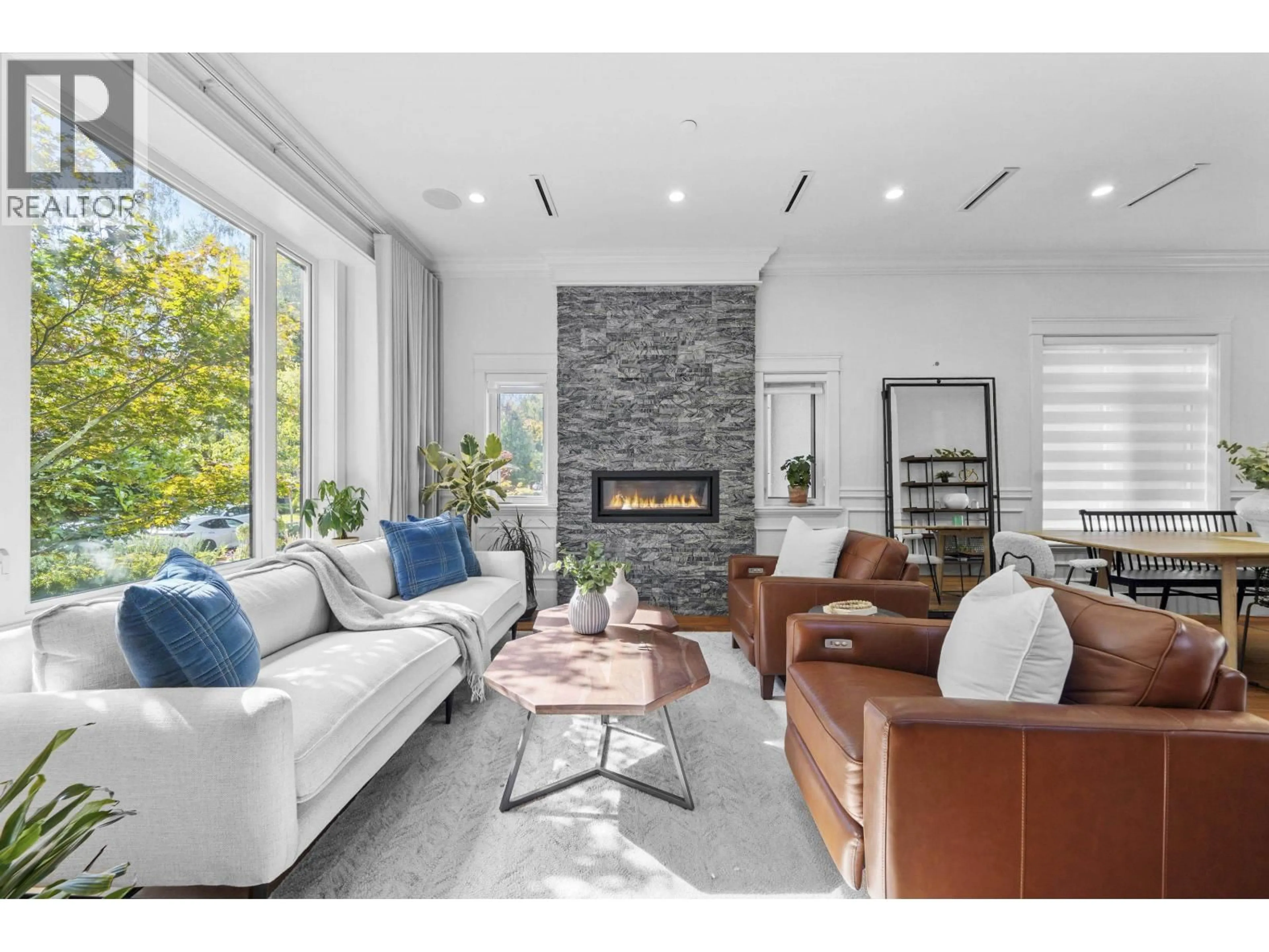 Living room with furniture, ceramic/tile floor for 3339 27TH AVENUE, Vancouver British Columbia V6S1P5