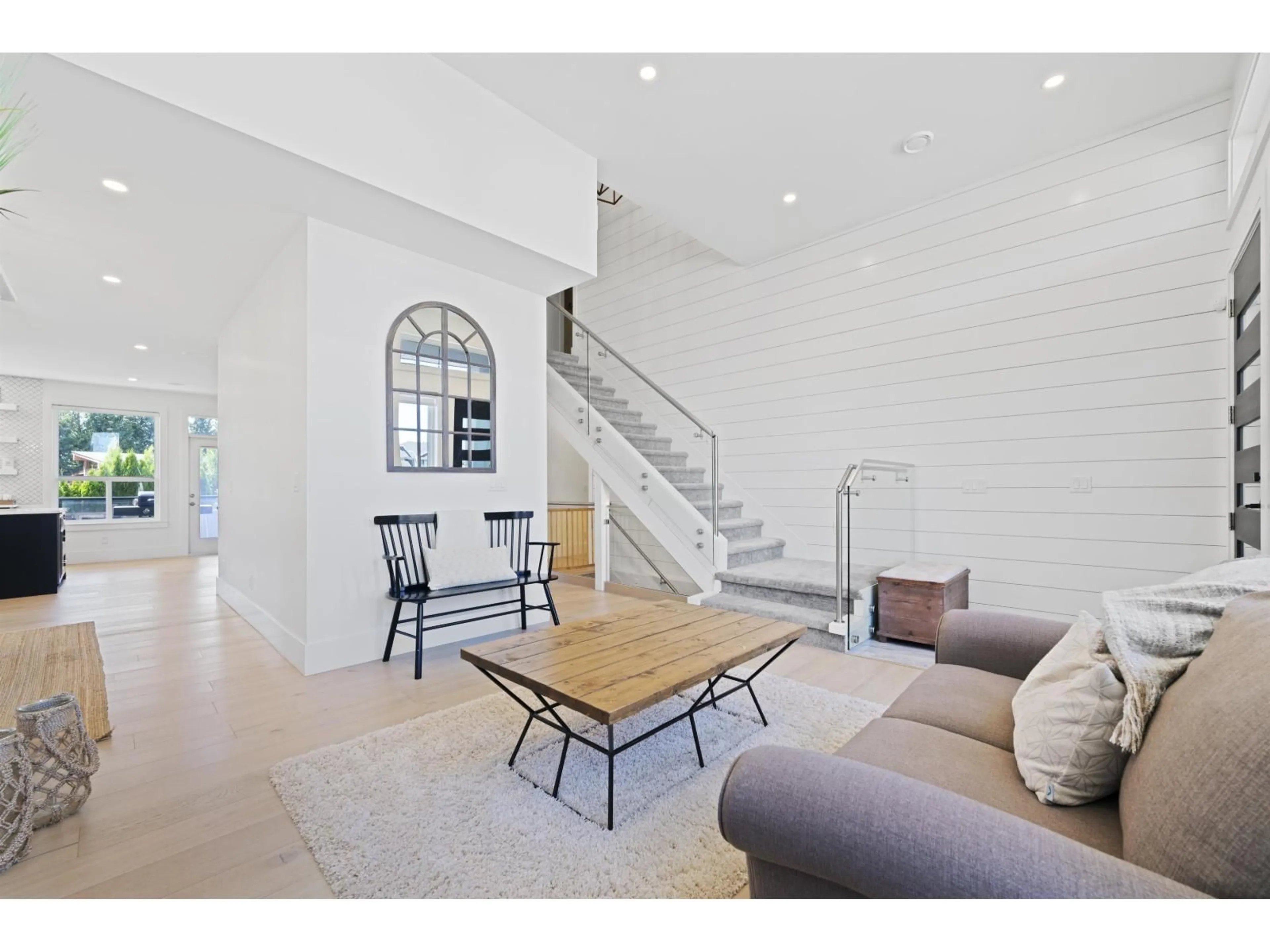 Unknown for 16466 103 AVENUE, Surrey British Columbia V4N1Y6