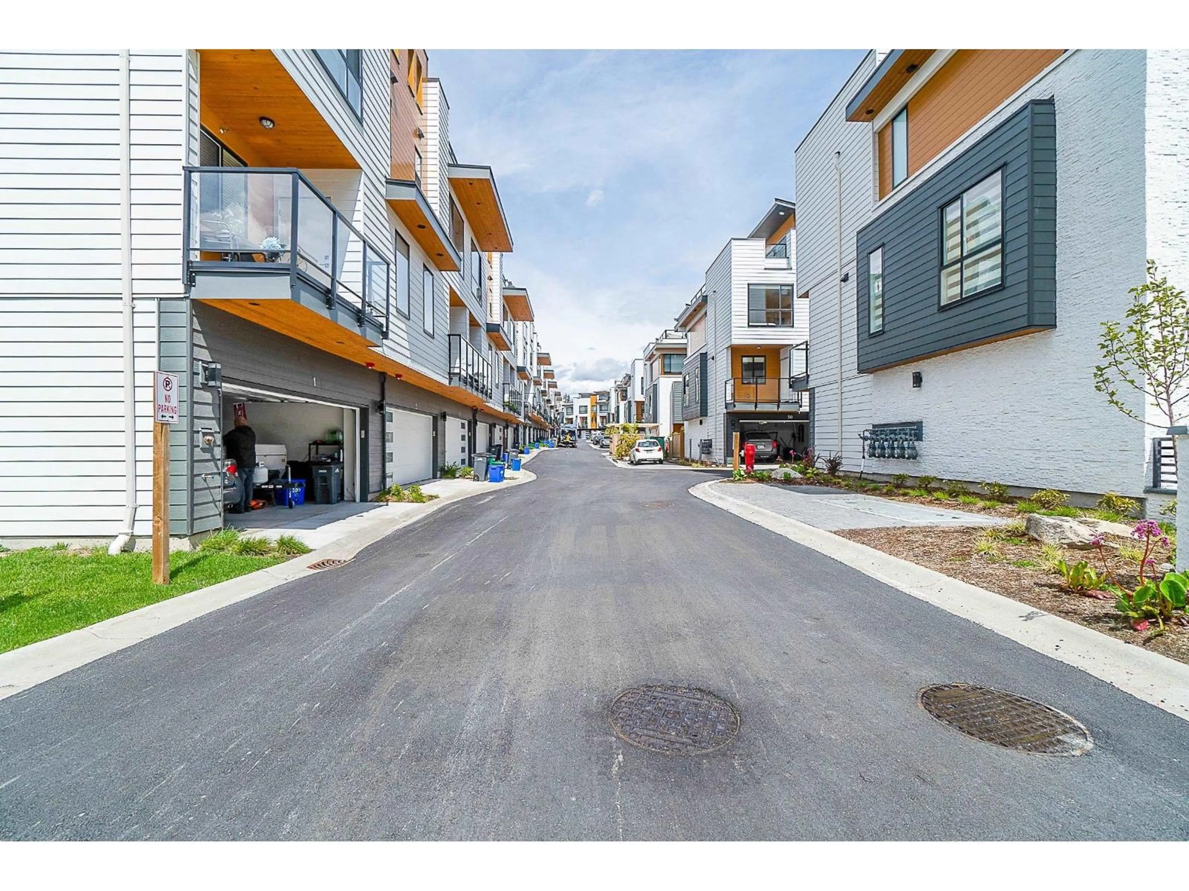 Unknown for 33 - 16511 WATSON DRIVE DRIVE, Surrey British Columbia V4N6T7