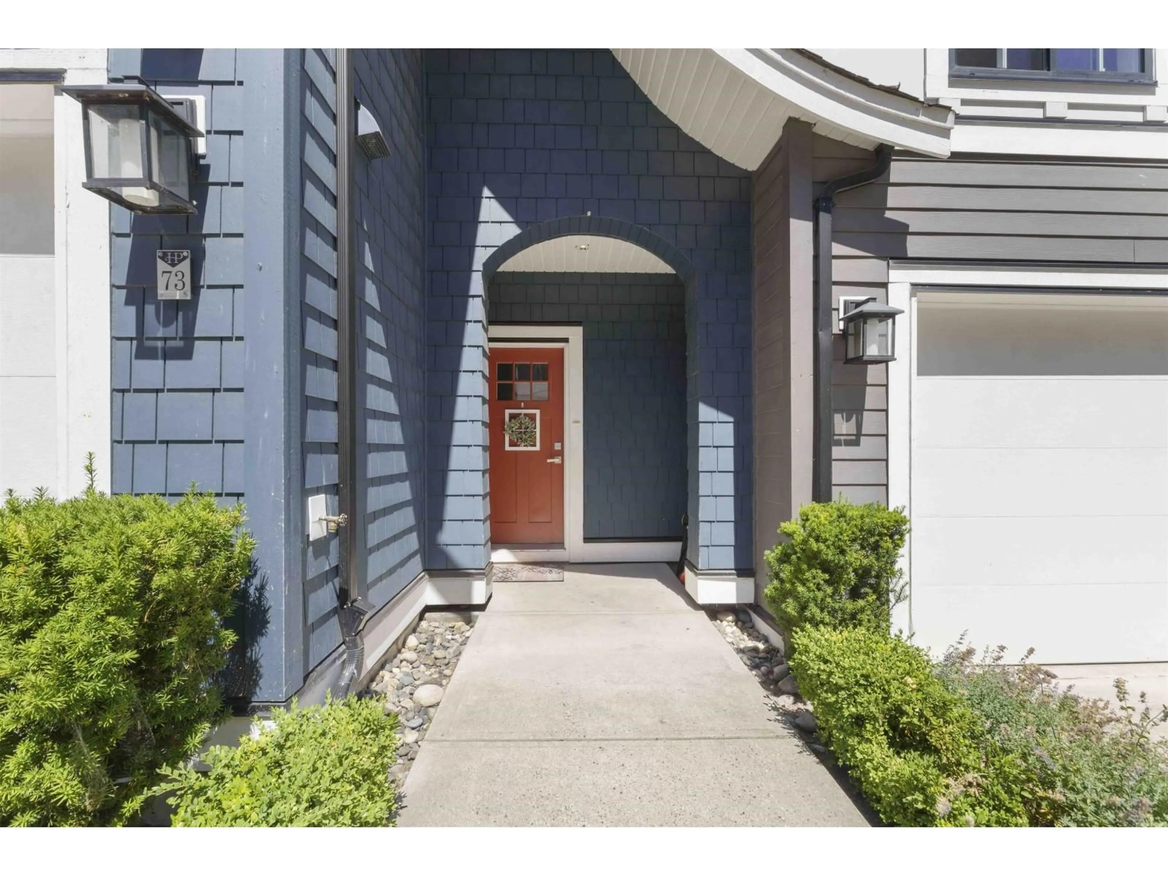 Indoor entryway for 73 - 15677 28 AVENUE, Surrey British Columbia V3Z0E5