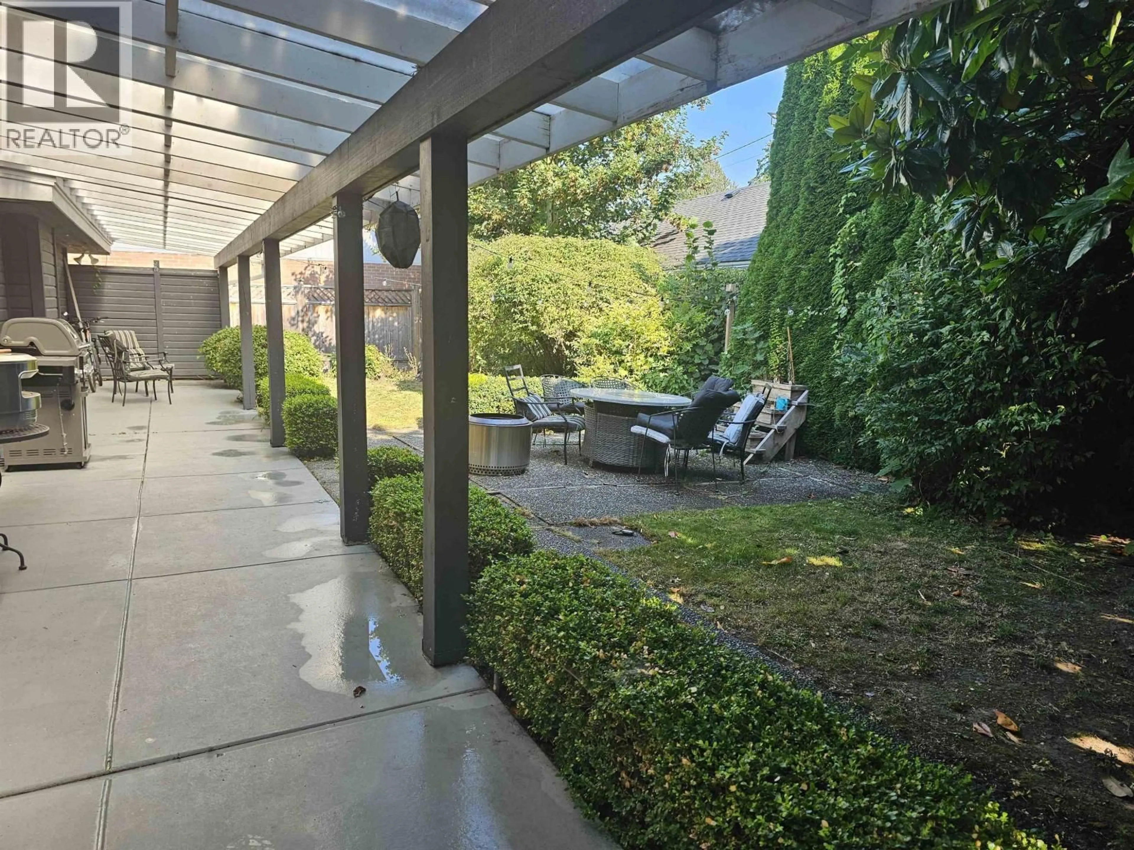 Patio, street for 4664 51 STREET, Delta British Columbia V4K2V7