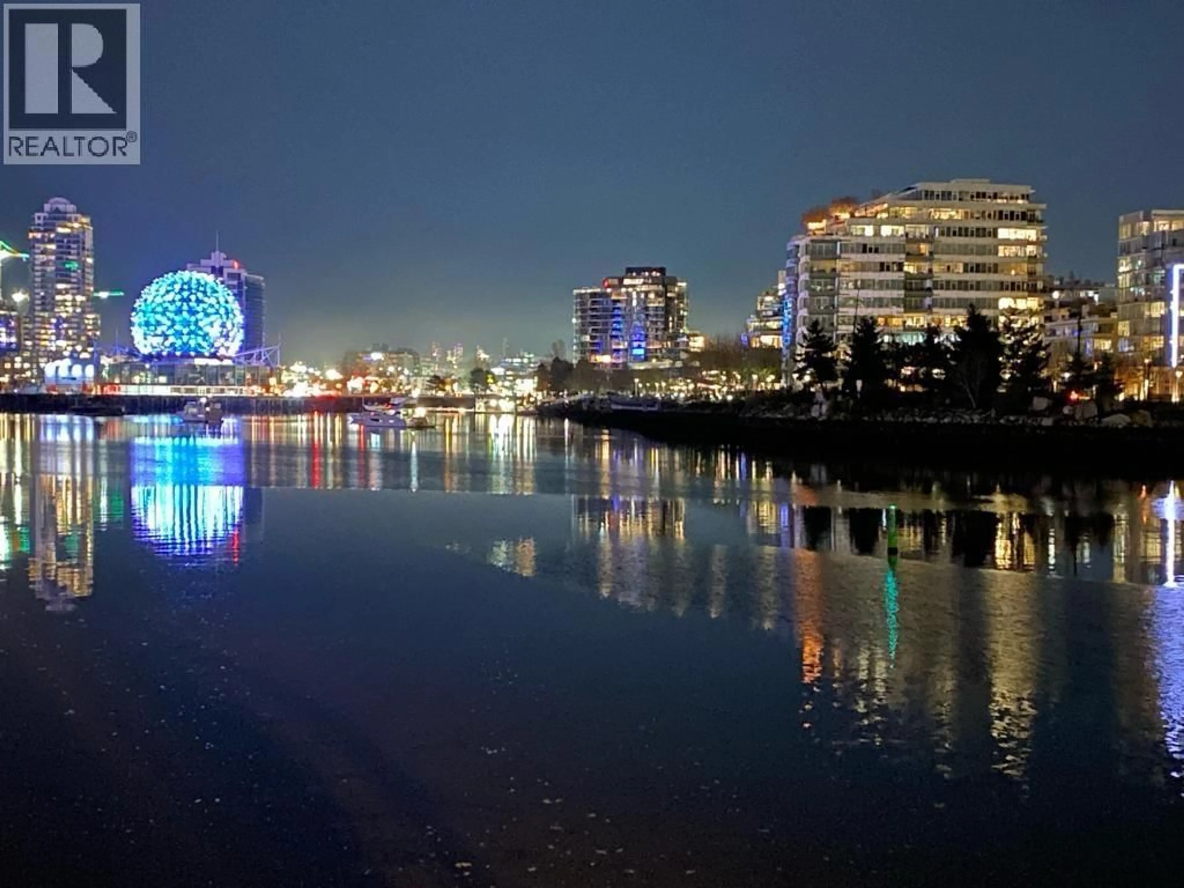 Blurry image for 2706 - 1033 MARINASIDE CRESCENT, Vancouver British Columbia V6Z3A3