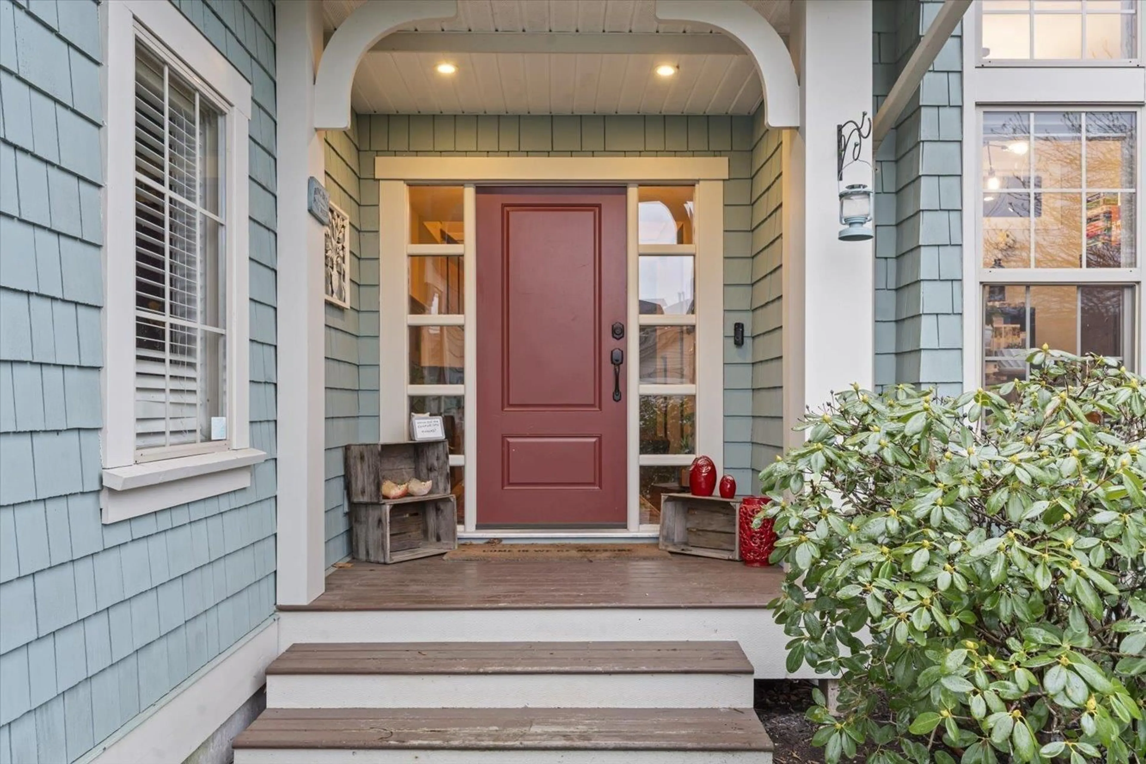 Indoor entryway for 50870 FORD CREEK PLACE, Chilliwack British Columbia V4Z1K5