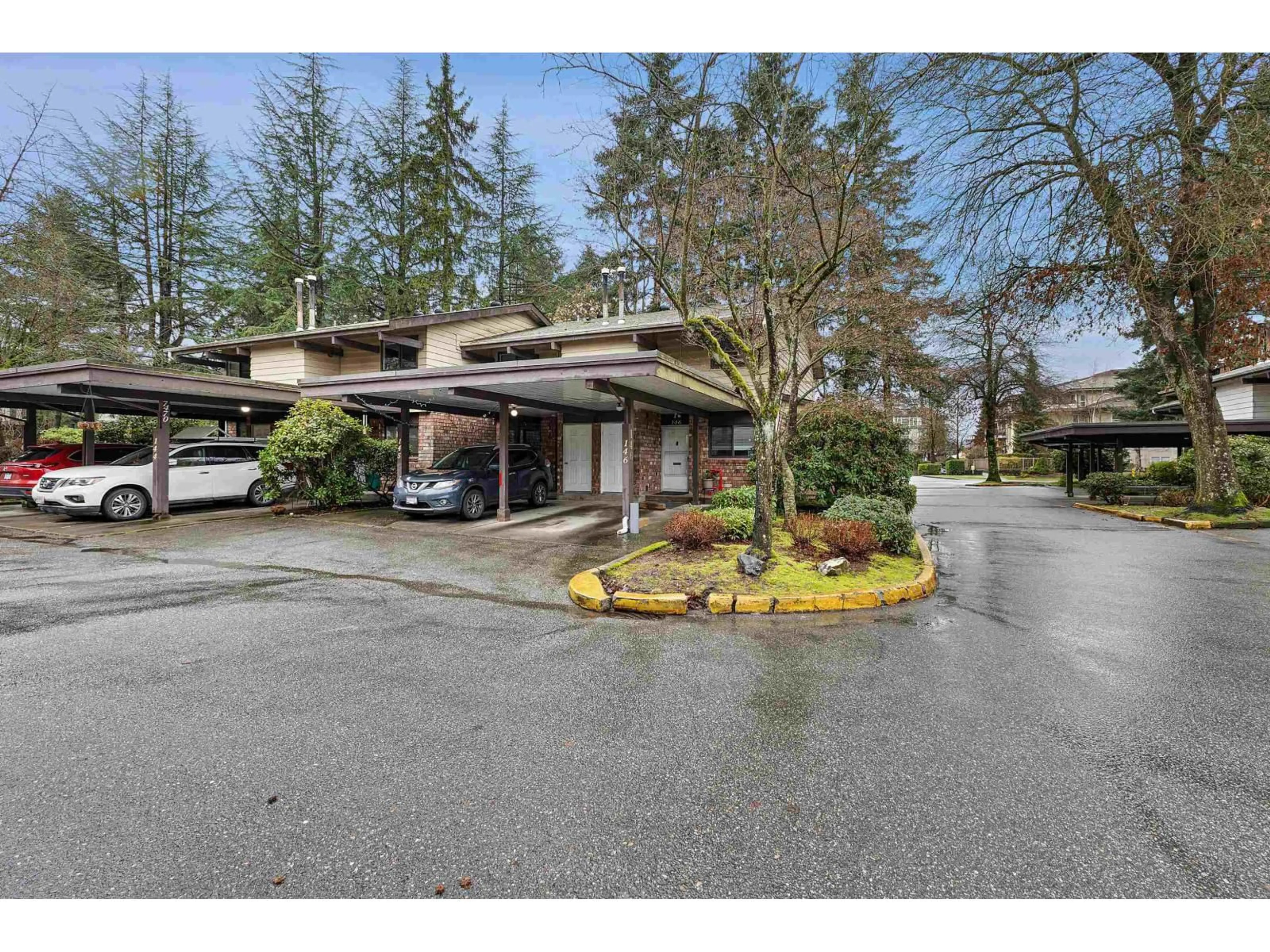 Unknown for 146 - 7470 138 STREET, Surrey British Columbia V3W6G4