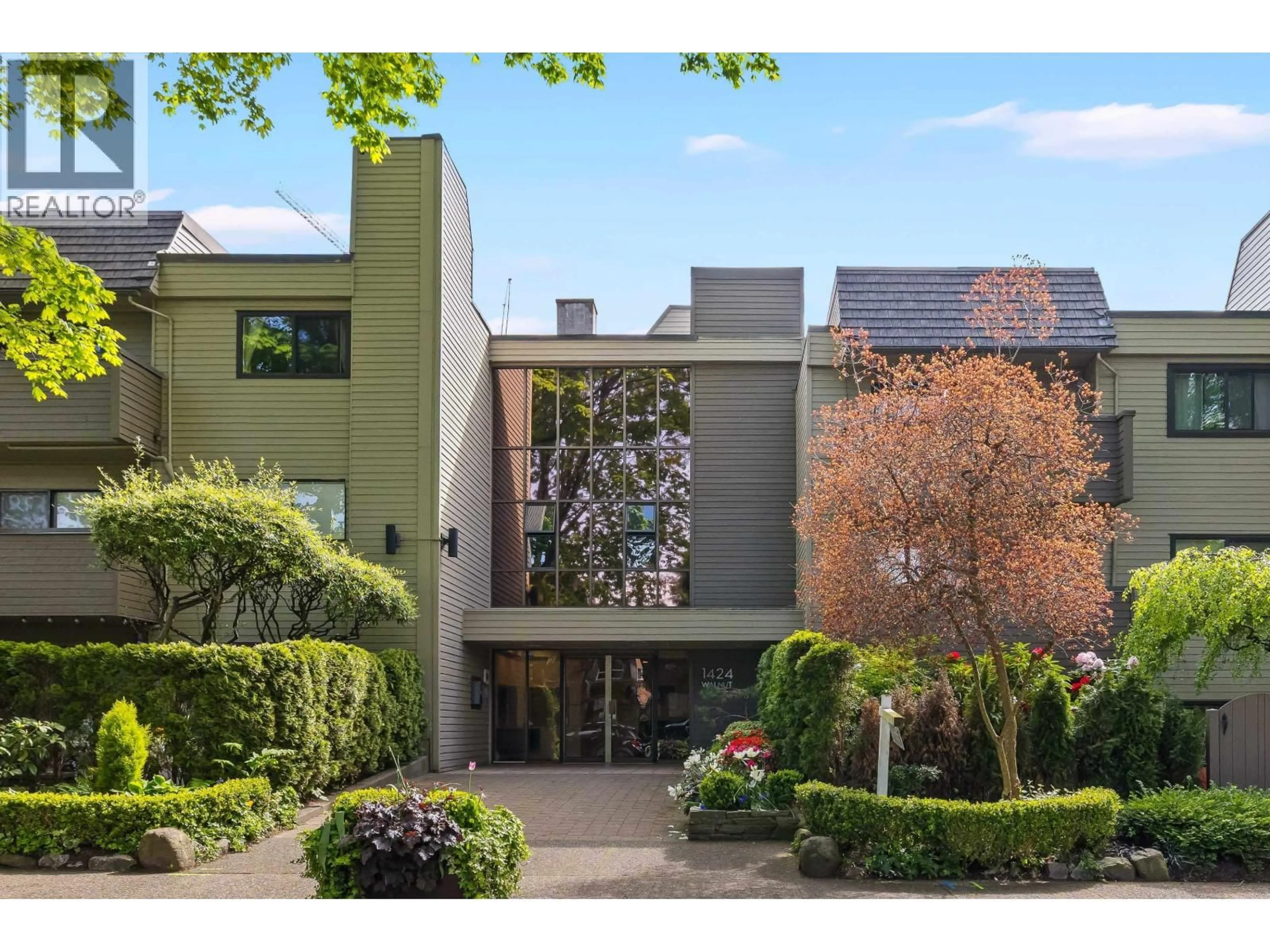 Unknown for 207 - 1424 WALNUT STREET, Vancouver British Columbia V6J3R3