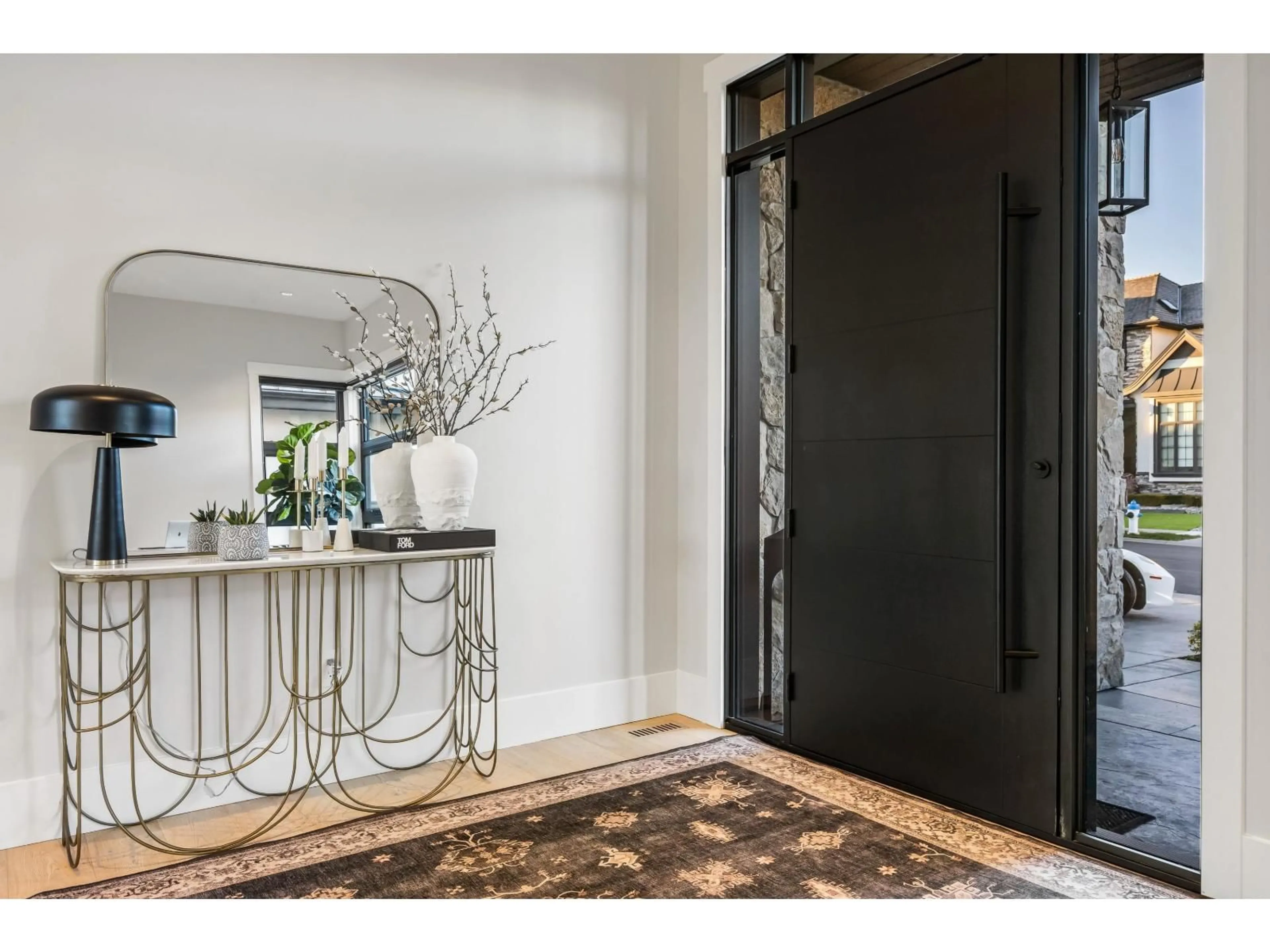 Indoor entryway for 35468 VERADO COURT, Abbotsford British Columbia V3G0G2