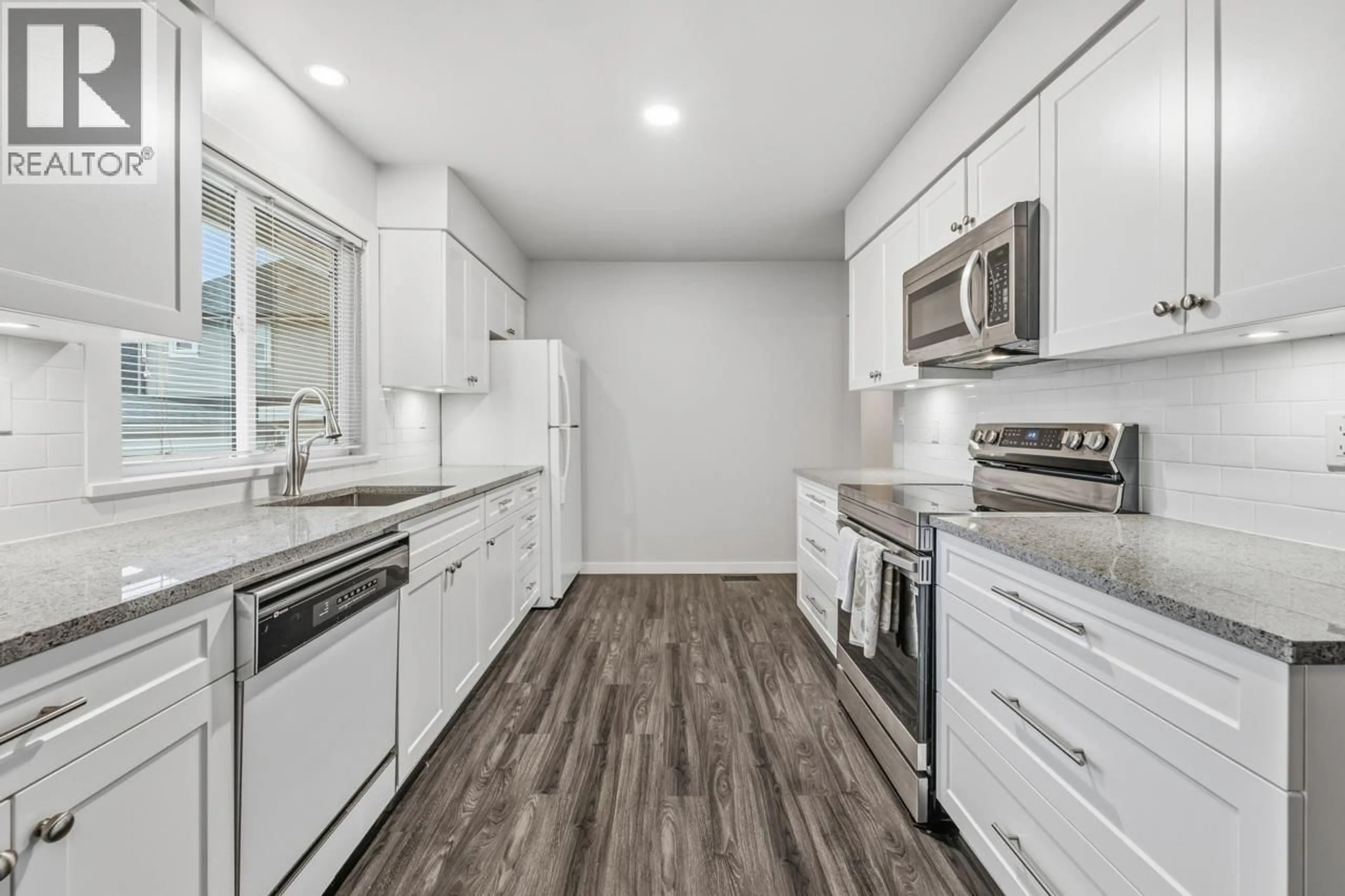 Open concept kitchen, unknown for 474 DIXON STREET, New Westminster British Columbia V3L3H5