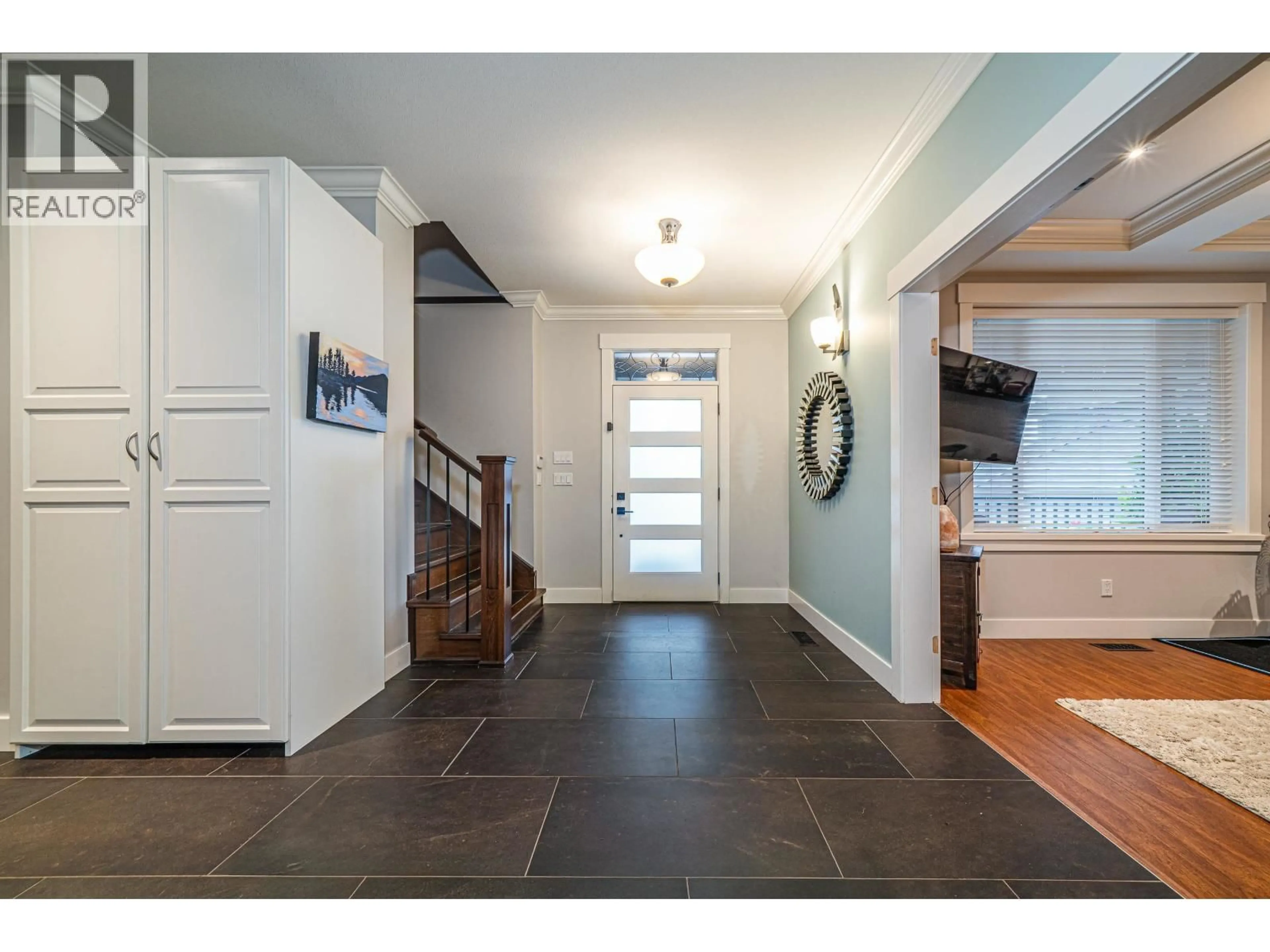 Indoor entryway for 13439 235 STREET, Maple Ridge British Columbia V4R2W3
