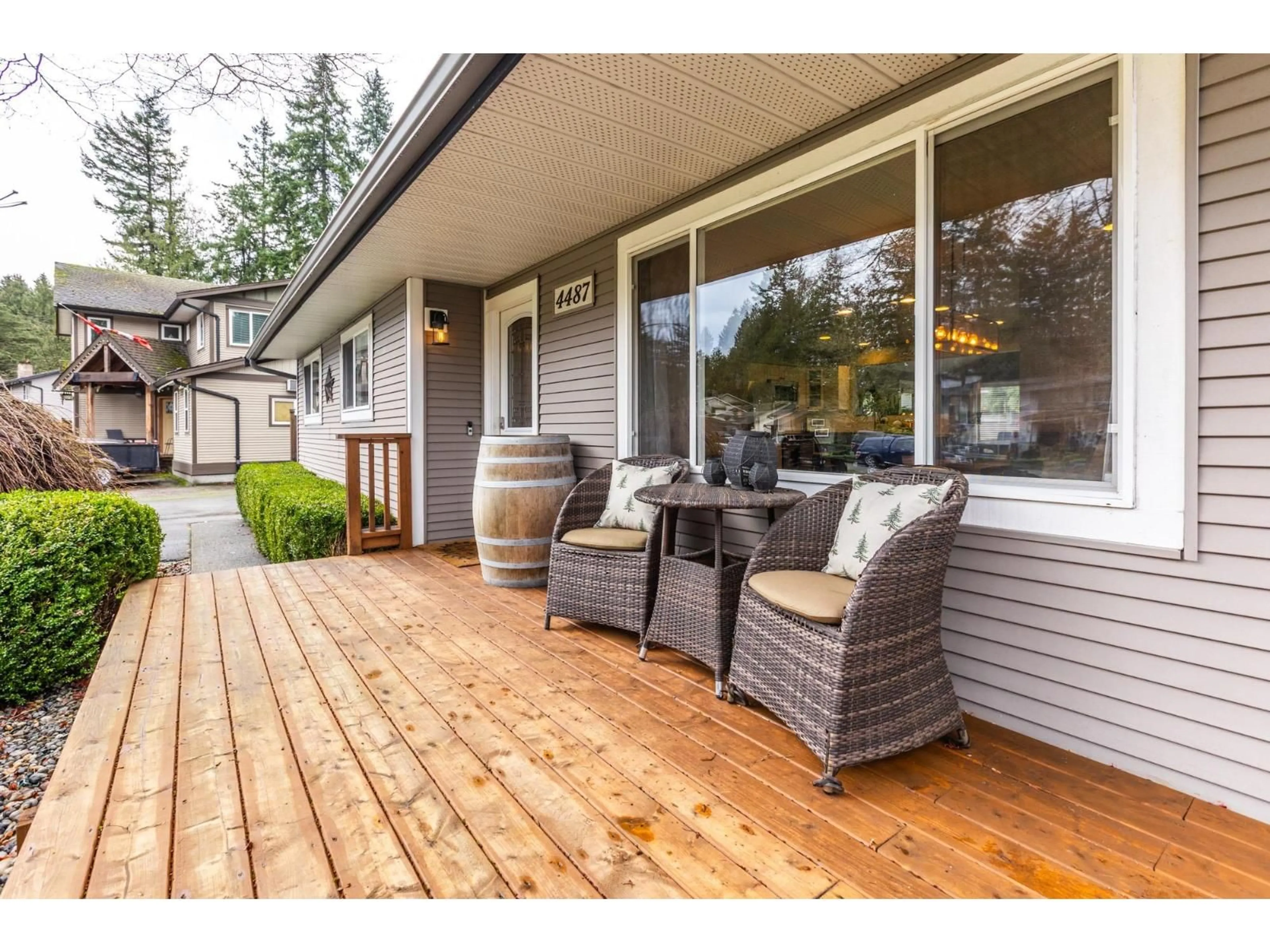Patio, water/lake/river/ocean view for 4487 202 STREET, Langley British Columbia V3A6M6