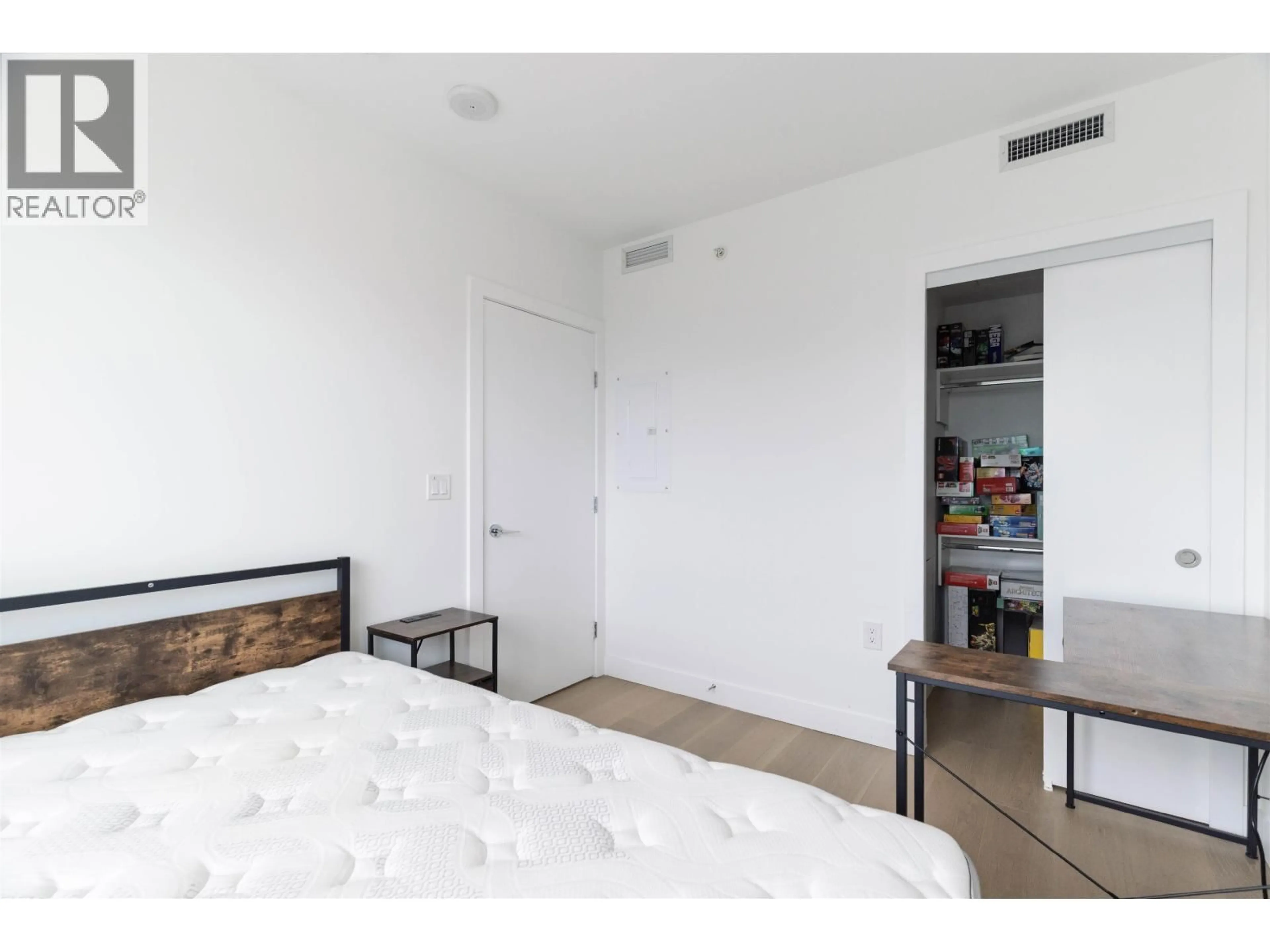 A pic of a room for 1204 - 5766 GILBERT ROAD, Richmond British Columbia V7C0G2