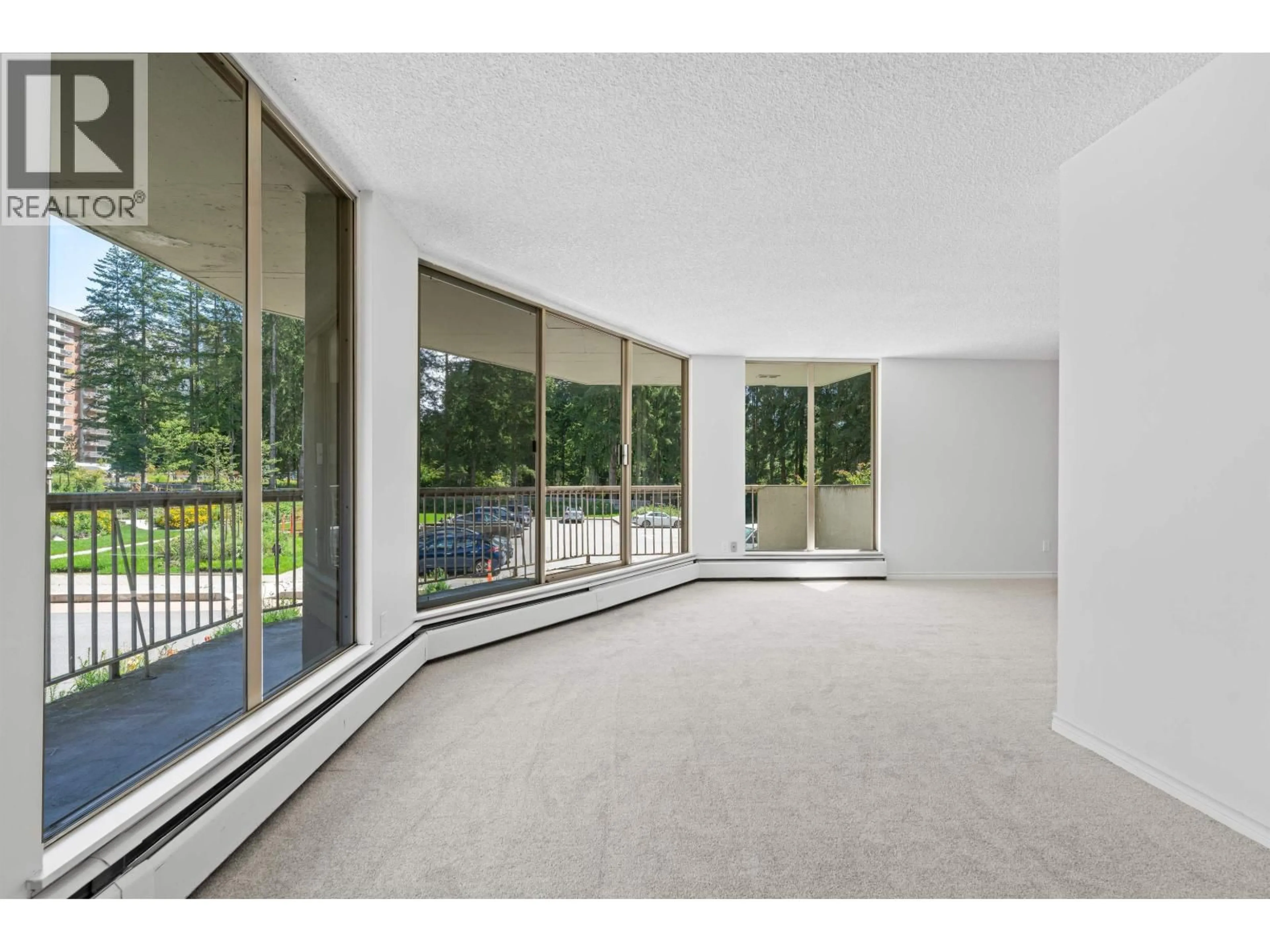 Indoor foyer for 208 - 2024 FULLERTON AVENUE, North Vancouver British Columbia V7P3G4