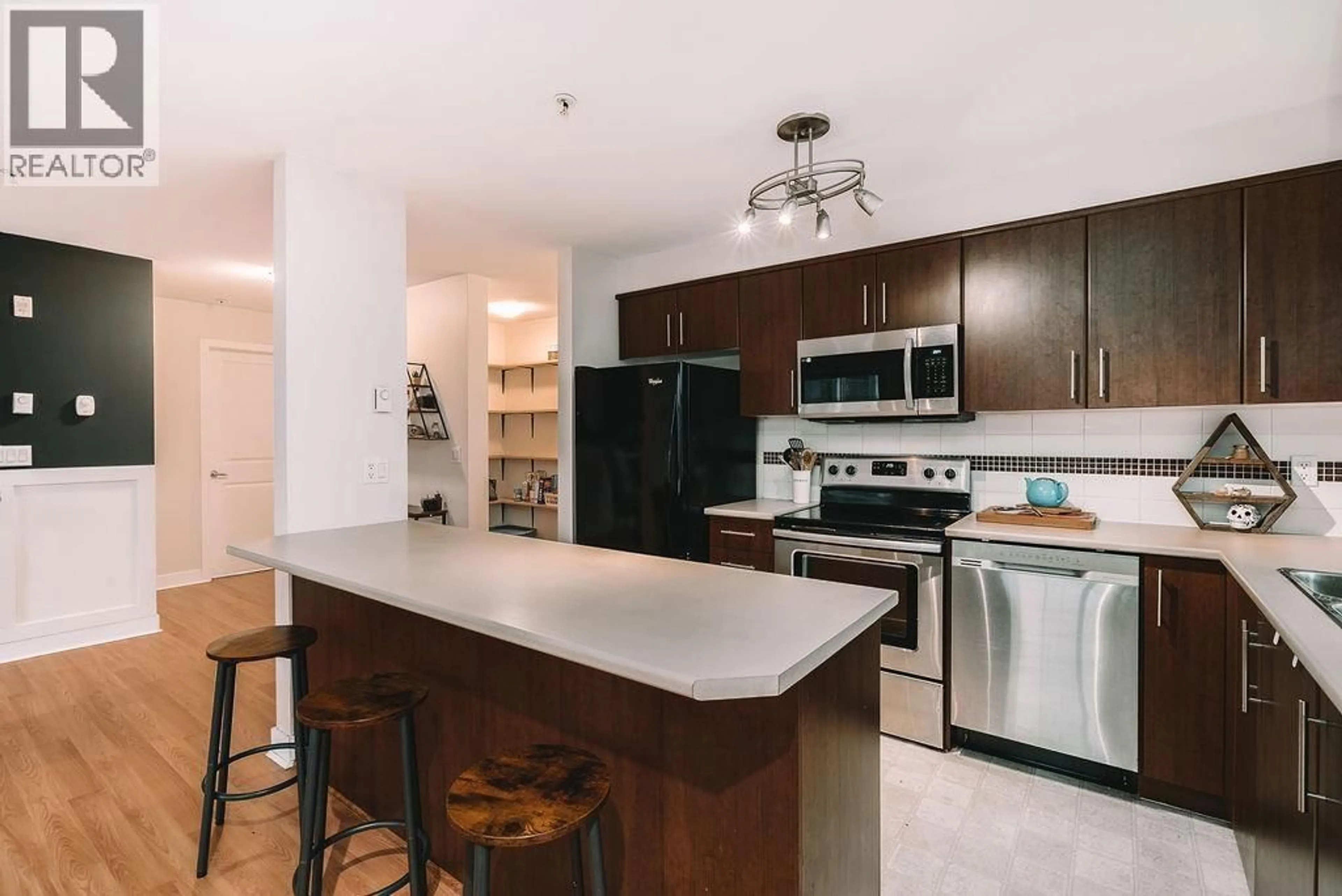 Open concept kitchen, unknown for 317 - 12238 224 STREET, Maple Ridge British Columbia V2X8W5