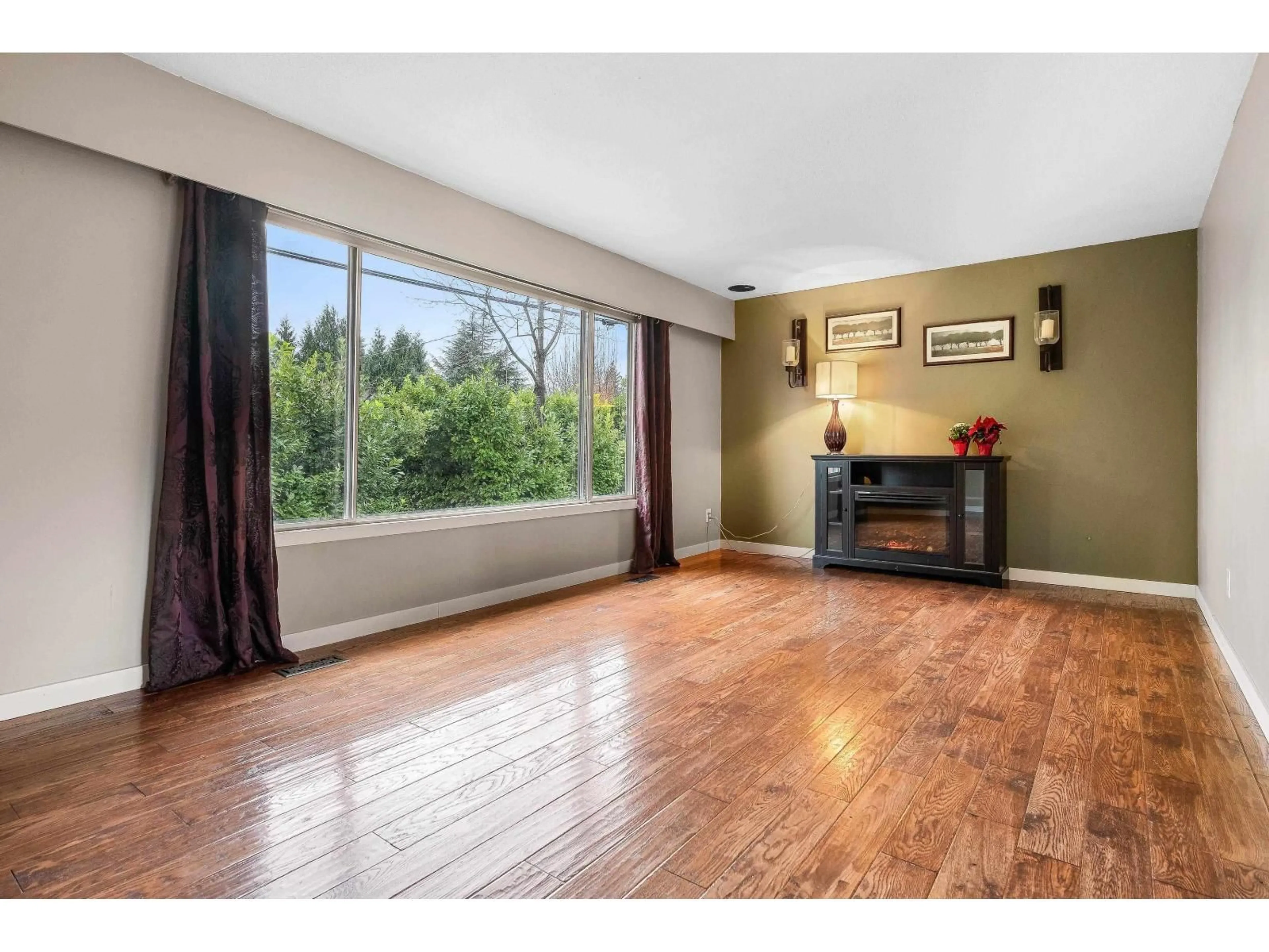 Unknown for 31949 SILVERDALE AVENUE, Mission British Columbia V2V2L2