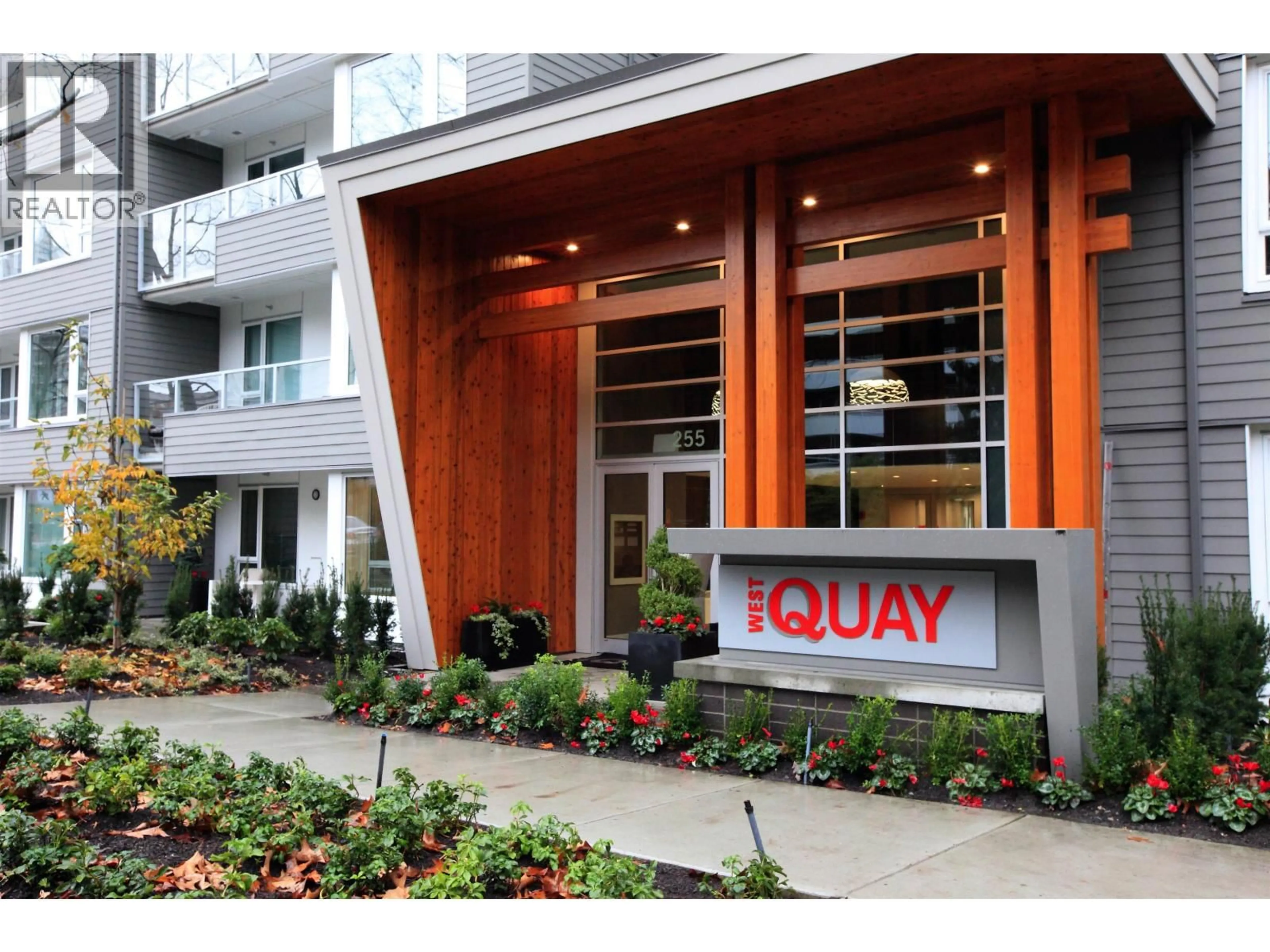 Unknown for 319 - 255 1ST STREET, North Vancouver British Columbia V7M3G8